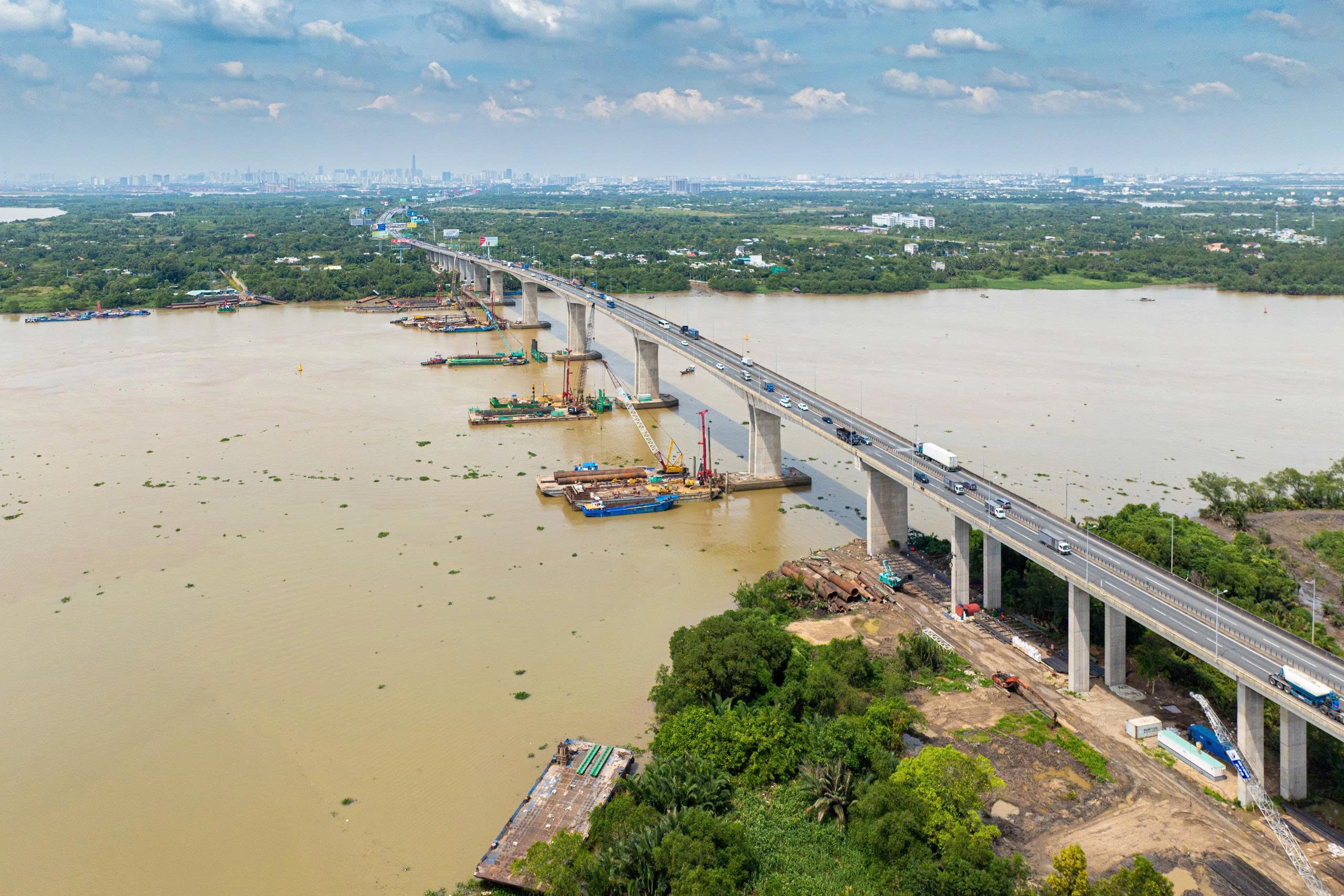 Căng sức mở rộng cao tốc đoạn TP.HCM - Long Th&agrave;nh kết nối si&ecirc;u s&acirc;n bay Long Th&agrave;nh- Ảnh 4.