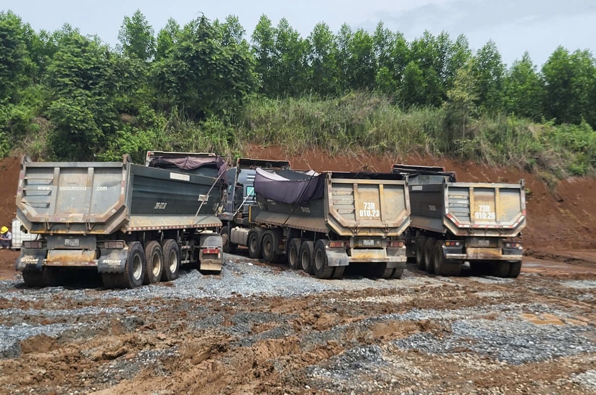 Đồng Nai: Y&ecirc;u cầu l&agrave;m r&otilde; nguy&ecirc;n nh&acirc;n chậm trễ GPMB cao tốc Dầu Gi&acirc;y - T&acirc;n Ph&uacute; trước 31/10- Ảnh 2.