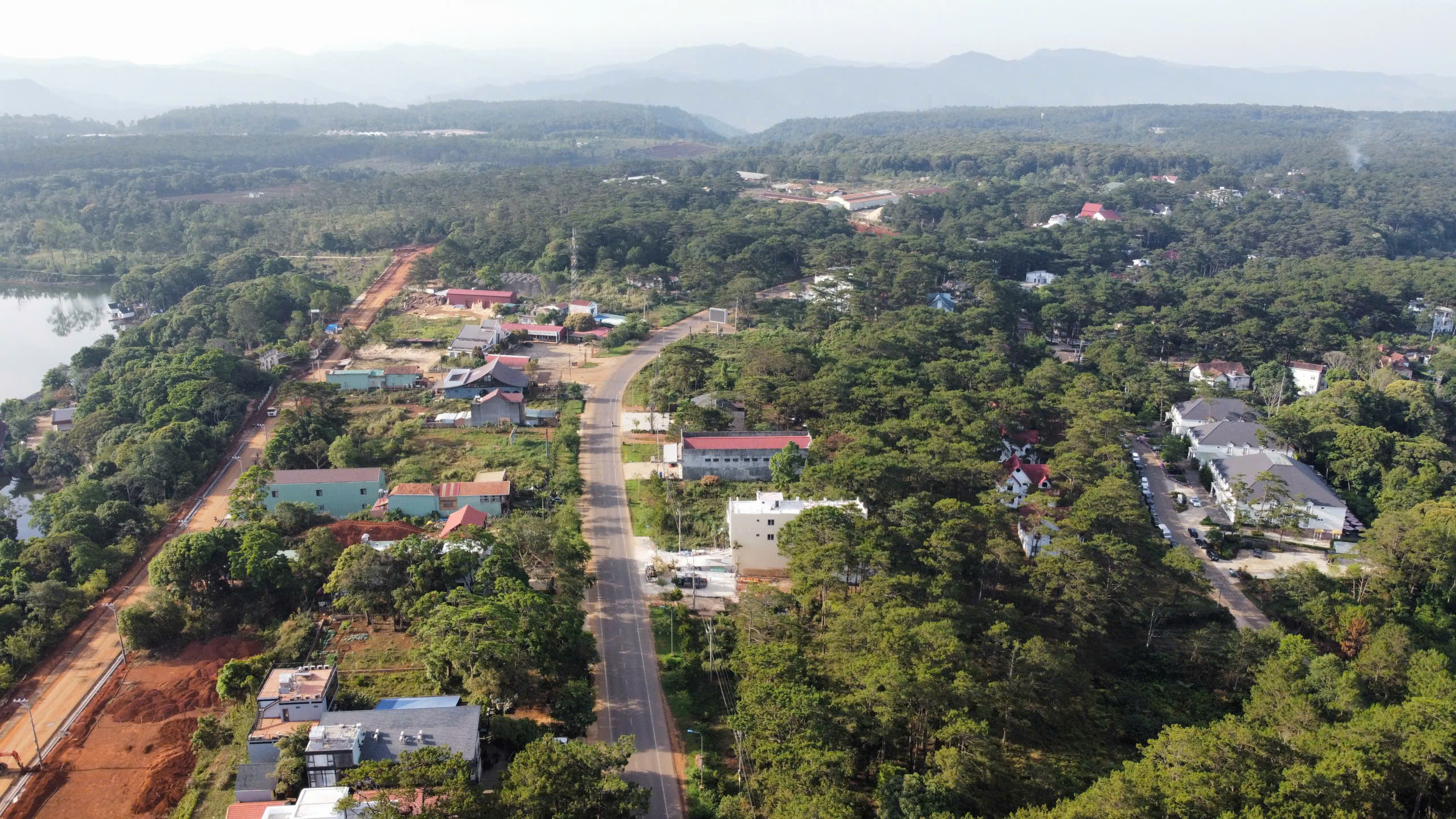 Quảng Ngãi chuyển mục đích đất rừng sản xuất để làm khu đô thị ở Măng Đen- Ảnh 2.