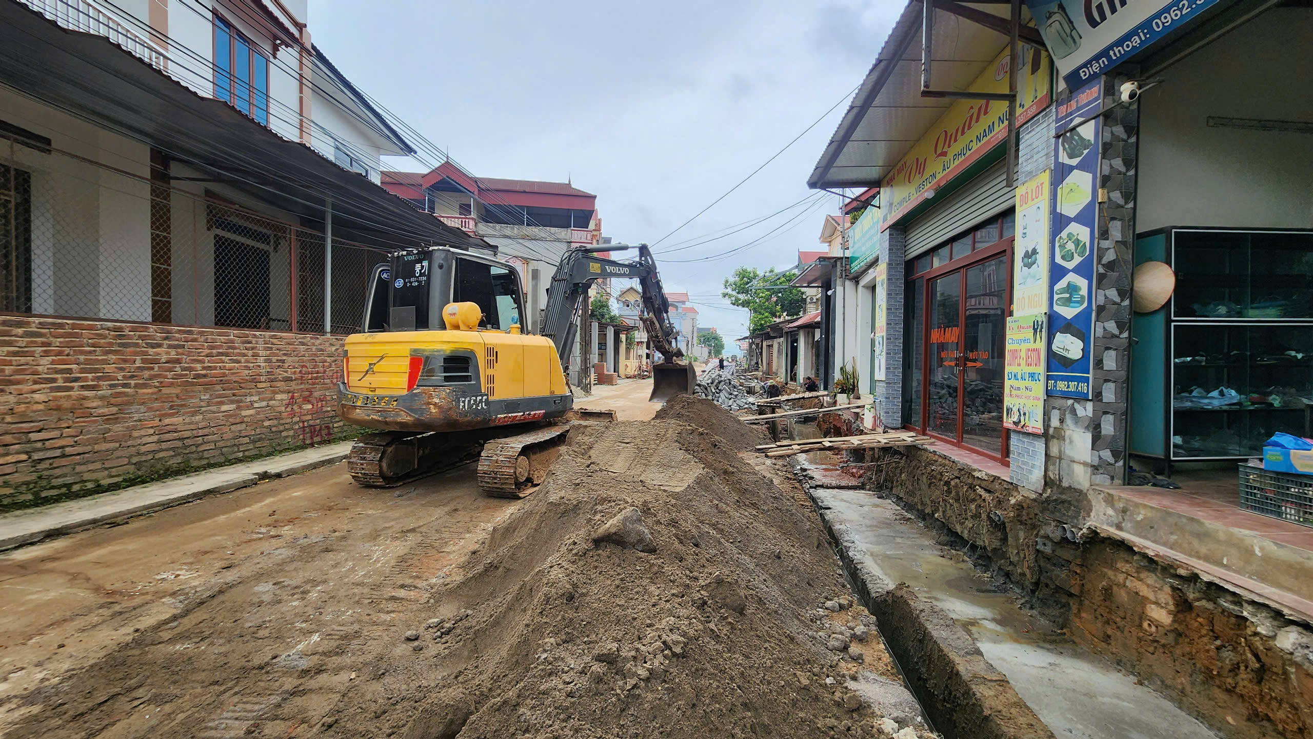 Nở rộ phong tr&agrave;o hiến đất l&agrave;m đường ở Bắc Ninh- Ảnh 2.