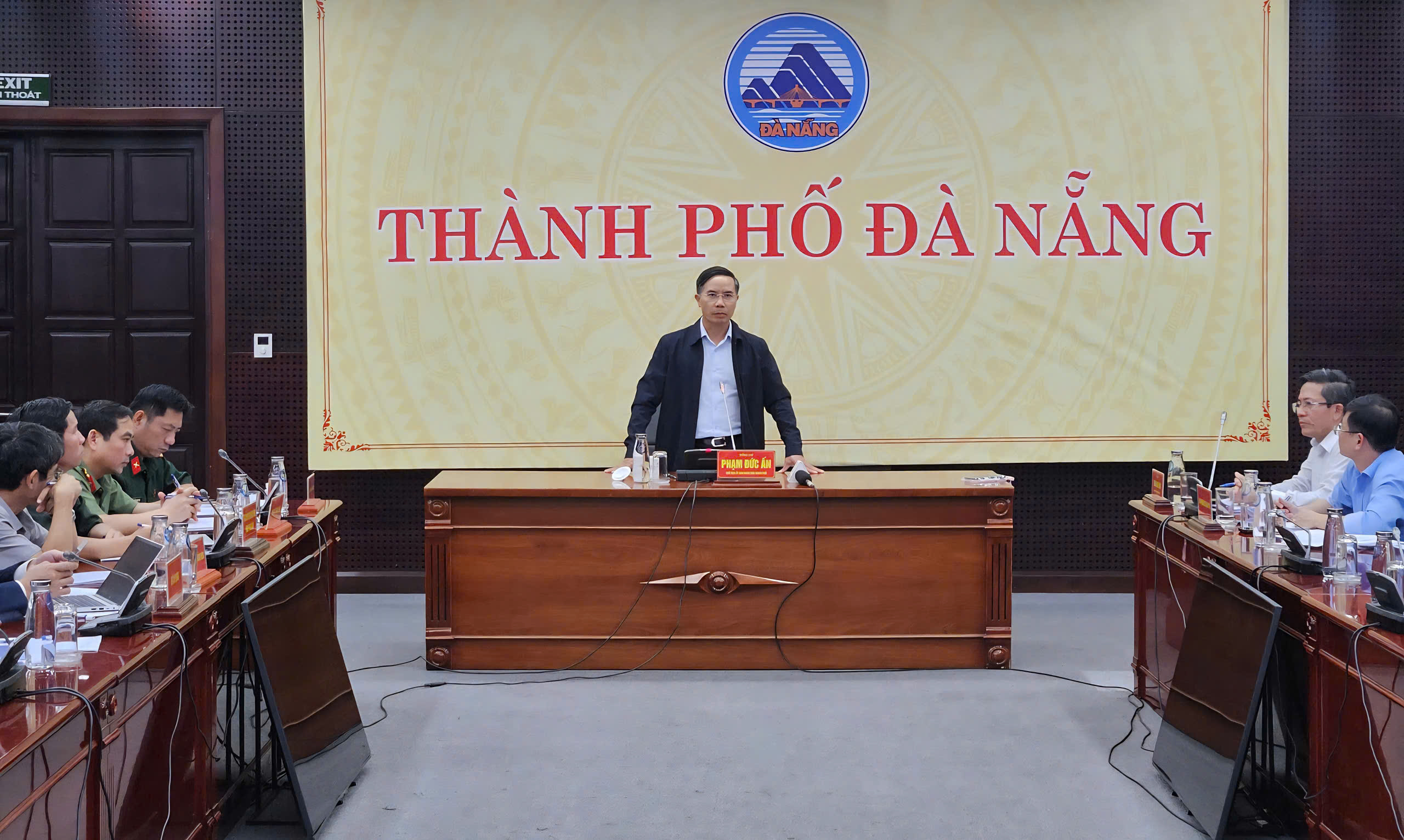 Đ&agrave; Nẵng: Cầu C&acirc;u L&acirc;u cũ nguy cơ bị lũ cuốn tr&ocirc;i- Ảnh 1.