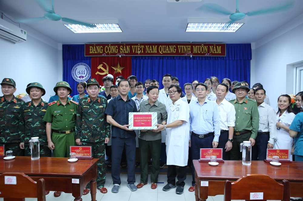 Ph&oacute; Thủ tướng Trần Hồng H&agrave; y&ecirc;u cầu r&agrave; so&aacute;t, xử l&yacute; sạt lở tr&ecirc;n cao tốc La Sơn - H&ograve;a Li&ecirc;n- Ảnh 4.
