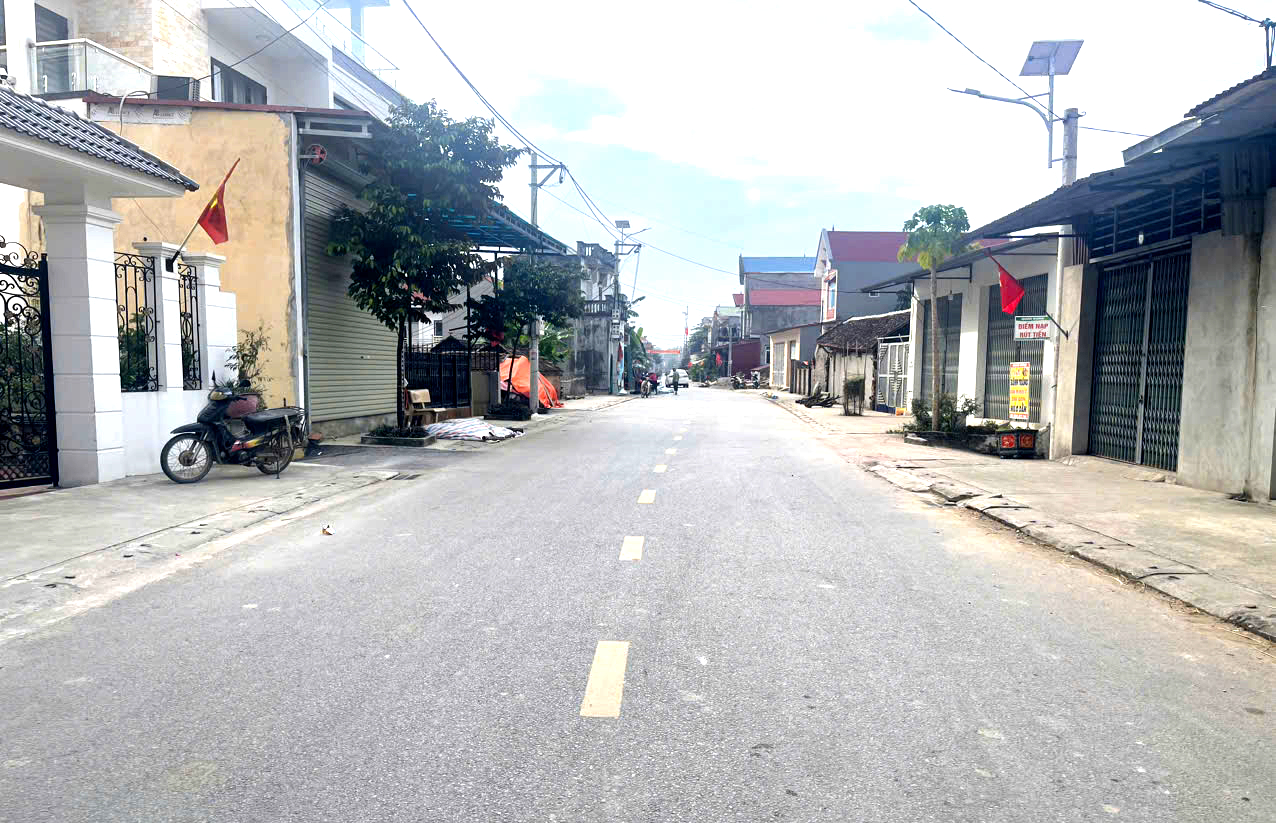 Nở rộ phong tr&agrave;o hiến đất l&agrave;m đường ở Bắc Ninh- Ảnh 4.