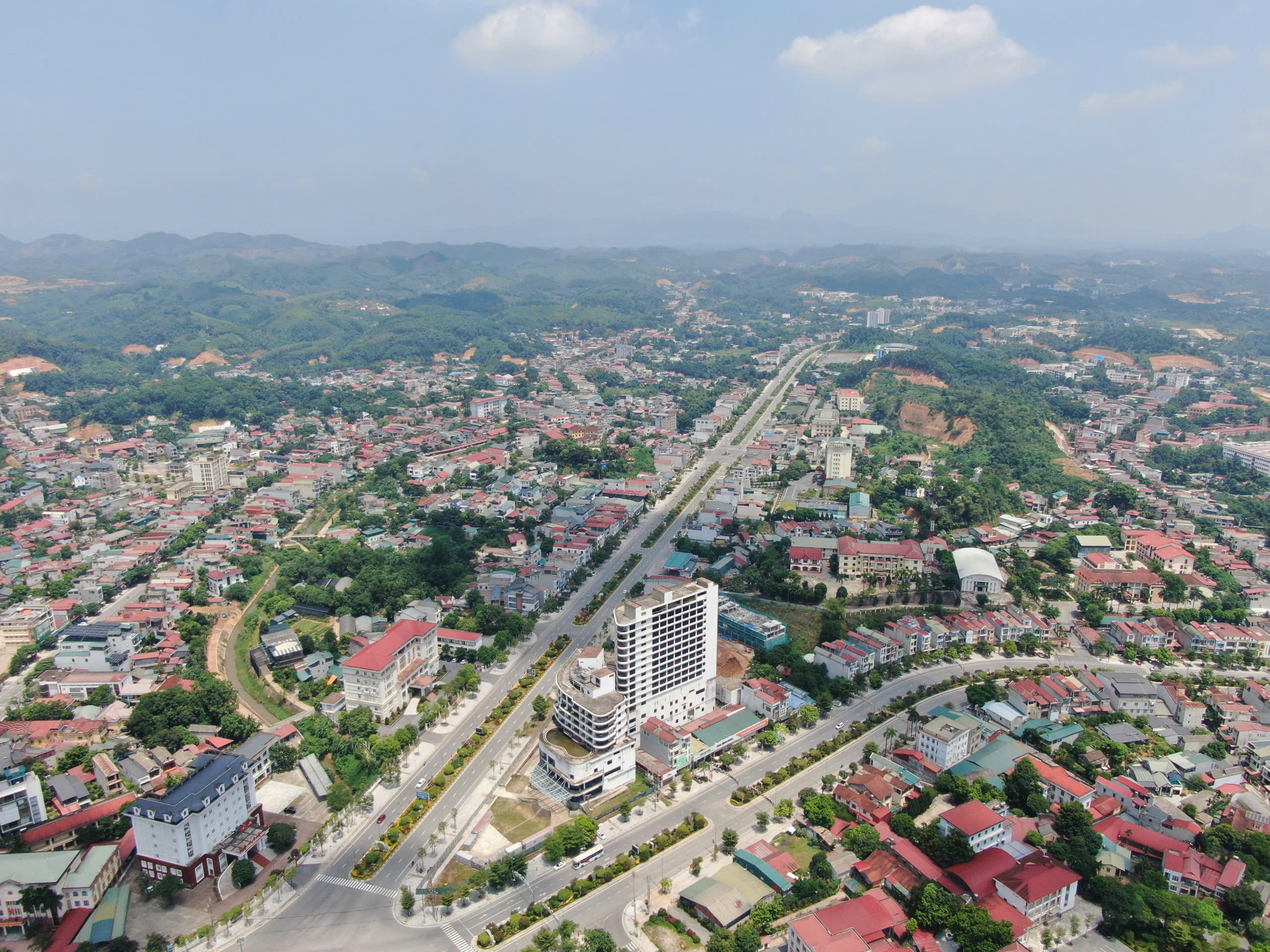 Số h&oacute;a quy hoạch, minh bạch quản l&yacute;, L&agrave;o Cai tăng tốc x&acirc;y dựng đ&ocirc; thị th&ocirc;ng minh- Ảnh 3.