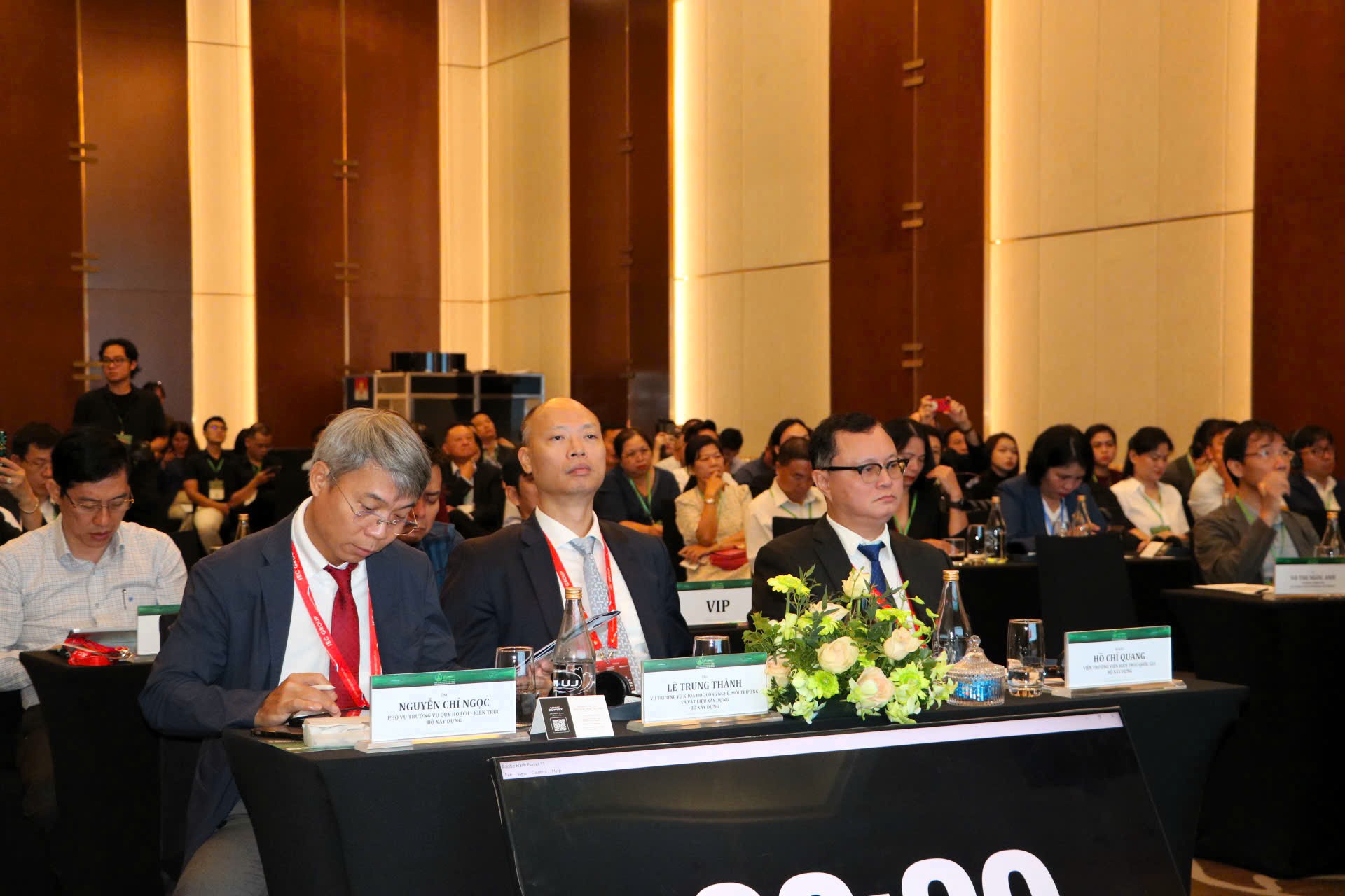 Th&uacute;c đẩy chuyển đổi xanh từ giải ph&aacute;p kiến tr&uacute;c đến đổi mới c&ocirc;ng nghệ- Ảnh 3.