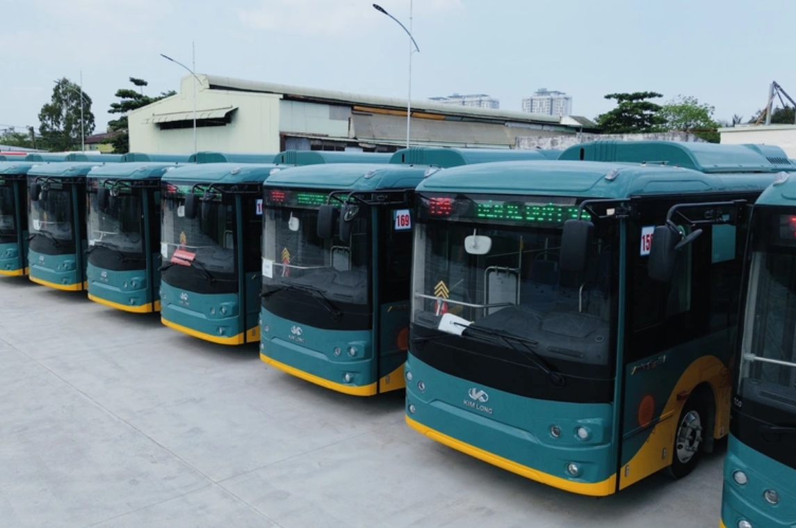 Đồng Nai trợ gi&aacute; v&eacute; xe bu&yacute;t cho người gi&agrave;, sinh vi&ecirc;n v&agrave; hỗ trợ vốn đầu tư xe bu&yacute;t "xanh"- Ảnh 2.