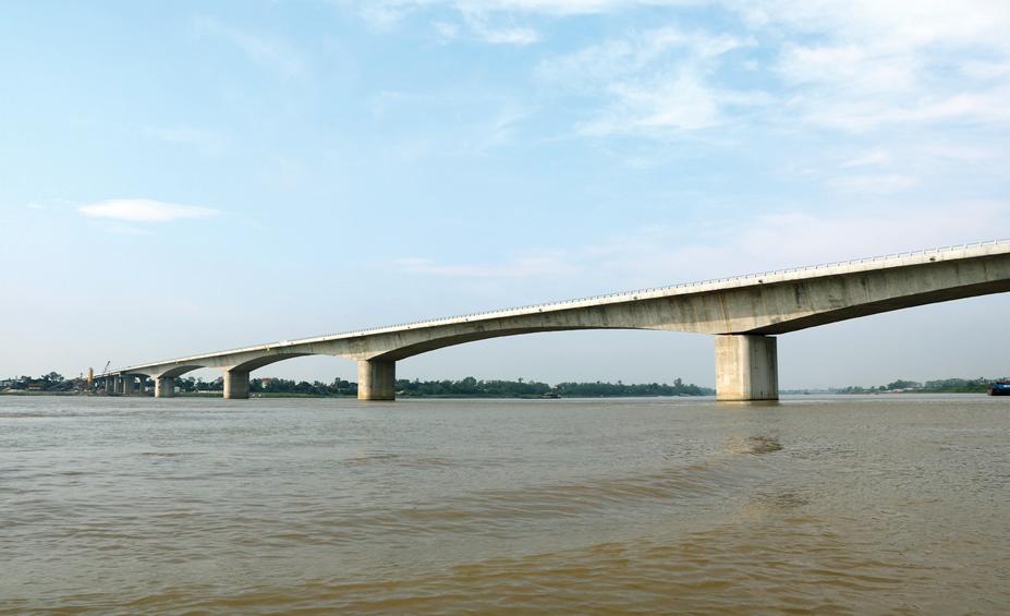 Tạm phong toả khu vực luồng qua khoang th&ocirc;ng thuyền cầu Th&aacute;i H&agrave;- Ảnh 1.
