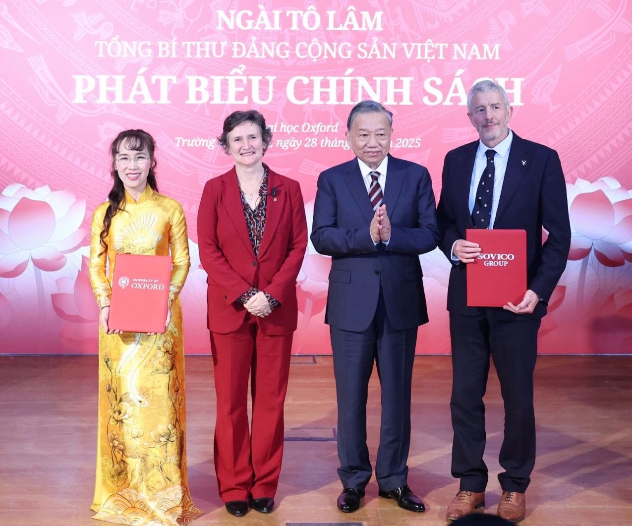 Vietjet "tiếp sức" cho giấc mơ du học Oxford của sinh vi&ecirc;n Việt Nam- Ảnh 1.