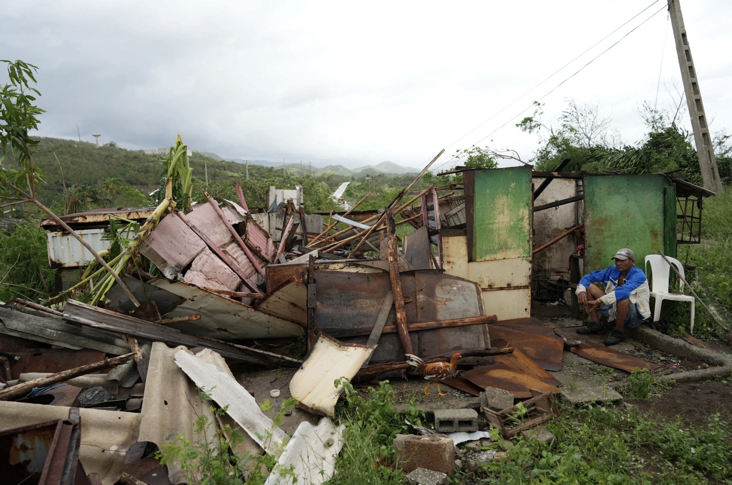 B&atilde;o Melissa qu&eacute;t qua Caribe: Gần 30 người thiệt mạng, Cuba hứng chịu thiệt hại lớn - Ảnh 3.