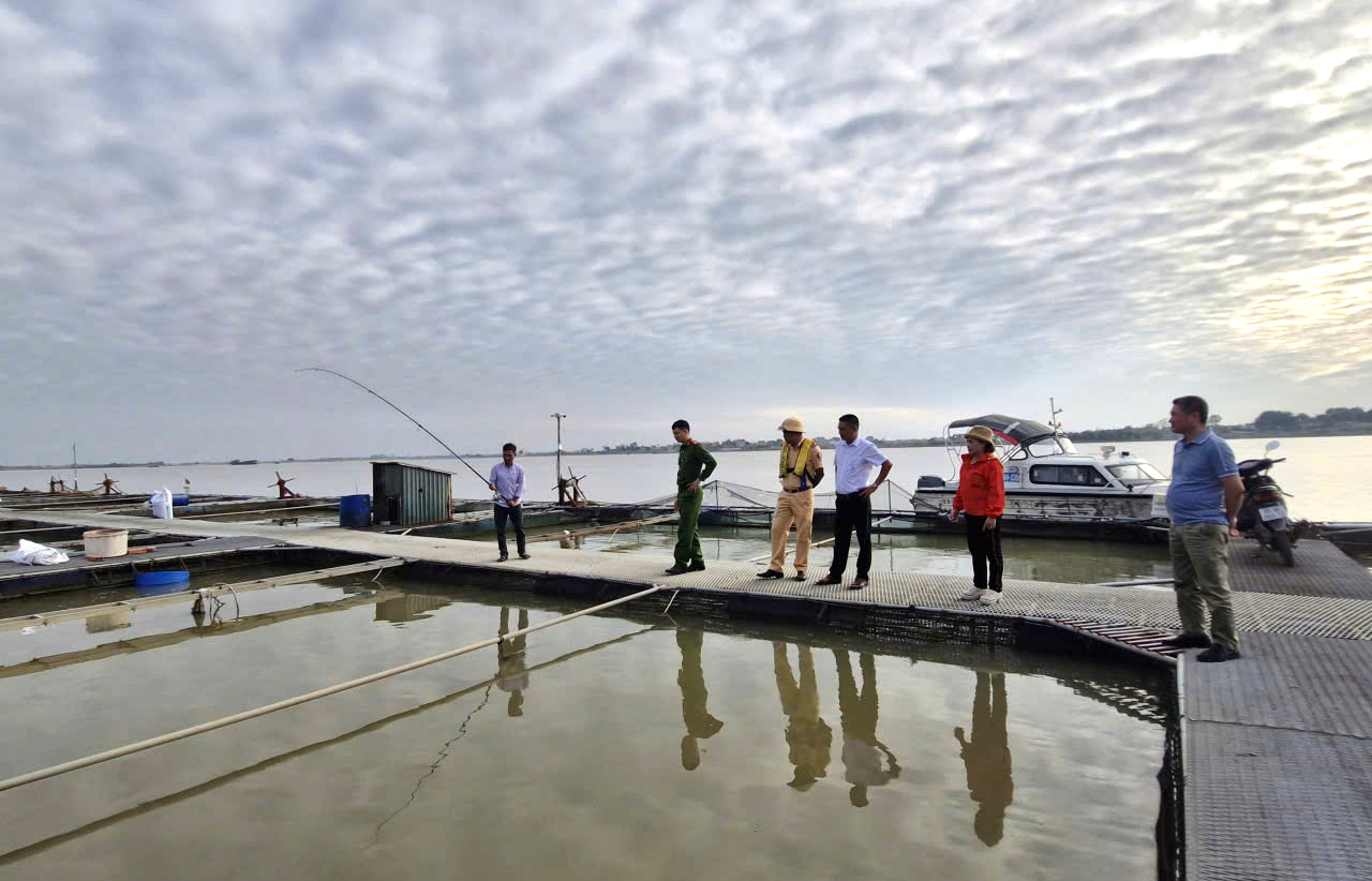 Chấn chỉnh t&igrave;nh trạng nu&ocirc;i trồng thủy sản g&acirc;y mất ATGT đường thủy tại Bắc Ninh- Ảnh 8.