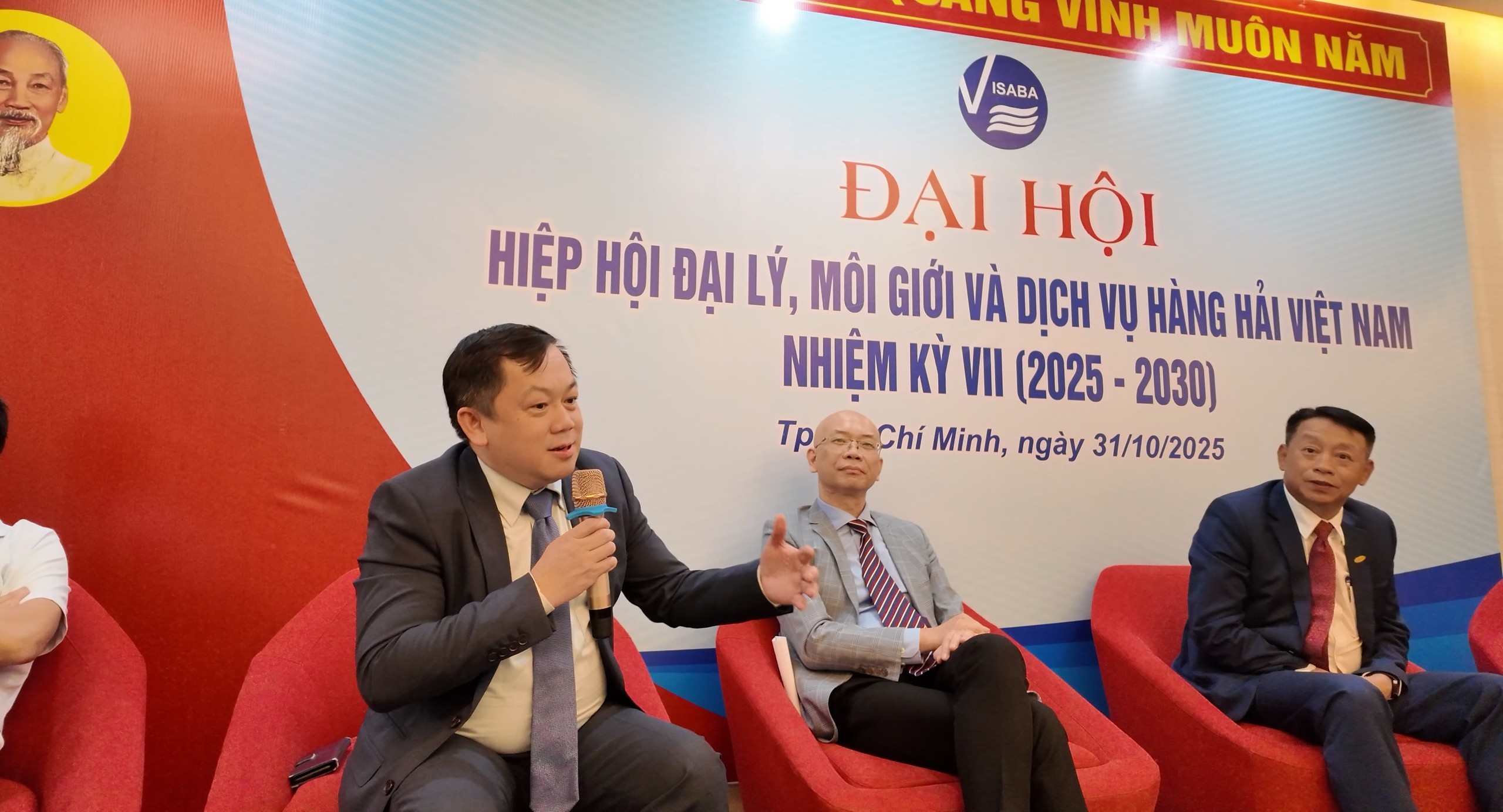 Visaba là cầu nối để ngành hàng hải vươn tầm quốc tế- Ảnh 3. Visaba là cầu nối để ngành hàng hải vươn tầm quốc tế- Ảnh 3.