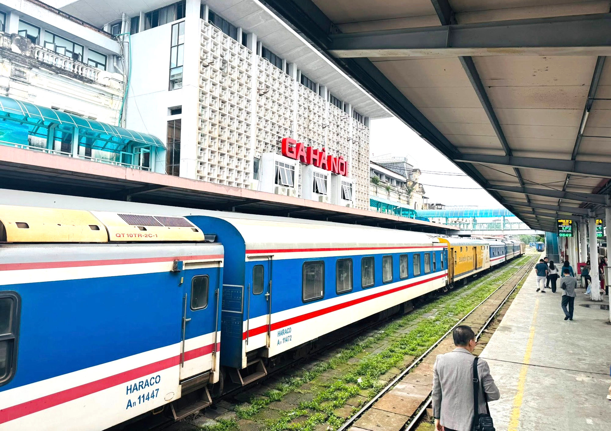 Luật Đường sắt 2025: Th&uacute;c đẩy ph&aacute;t triển m&ocirc; h&igrave;nh đ&ocirc; thị lấy đường sắt l&agrave;m trung t&acirc;m- Ảnh 2.