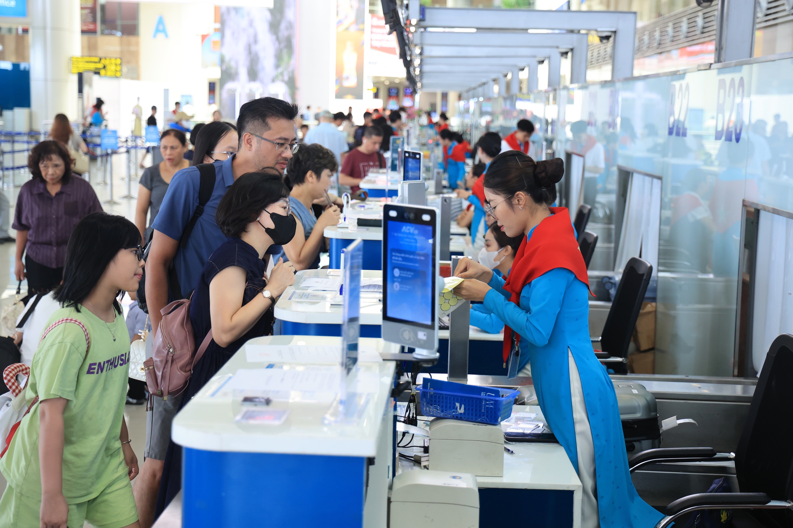 H&agrave;ng kh&ocirc;ng Việt Nam bứt ph&aacute; to&agrave;n diện, hướng tới vị thế trung t&acirc;m khu vực- Ảnh 2.