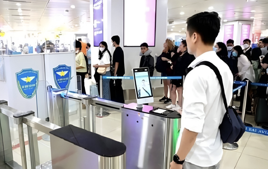 Bộ X&acirc;y dựng ph&aacute;t động phong tr&agrave;o thi đua đổi mới s&aacute;ng tạo v&agrave; chuyển đổi số- Ảnh 2.