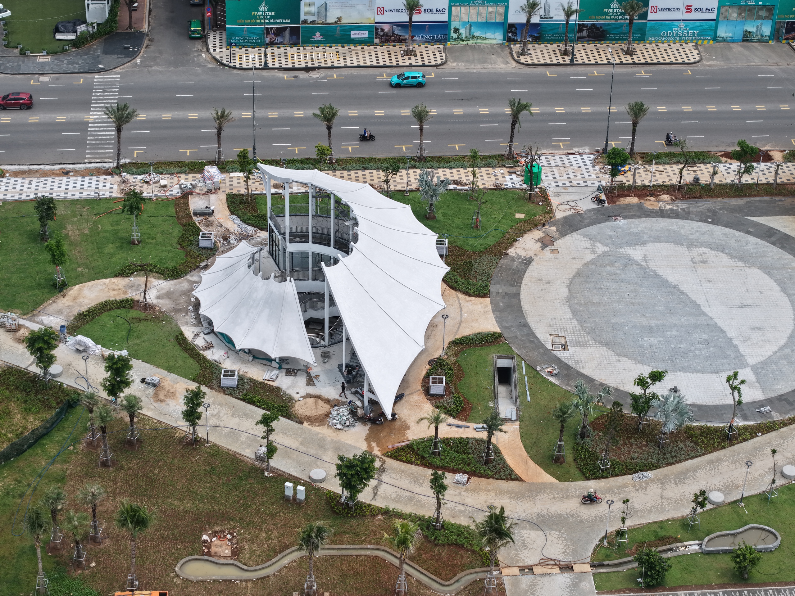 &ldquo;Mắt thần&rdquo; c&ugrave;ng c&ocirc;ng nghệ hiện đại gi&uacute;p gi&aacute;m s&aacute;t giao th&ocirc;ng, ph&aacute;t triển đ&ocirc; thị th&ocirc;ng minh- Ảnh 7.