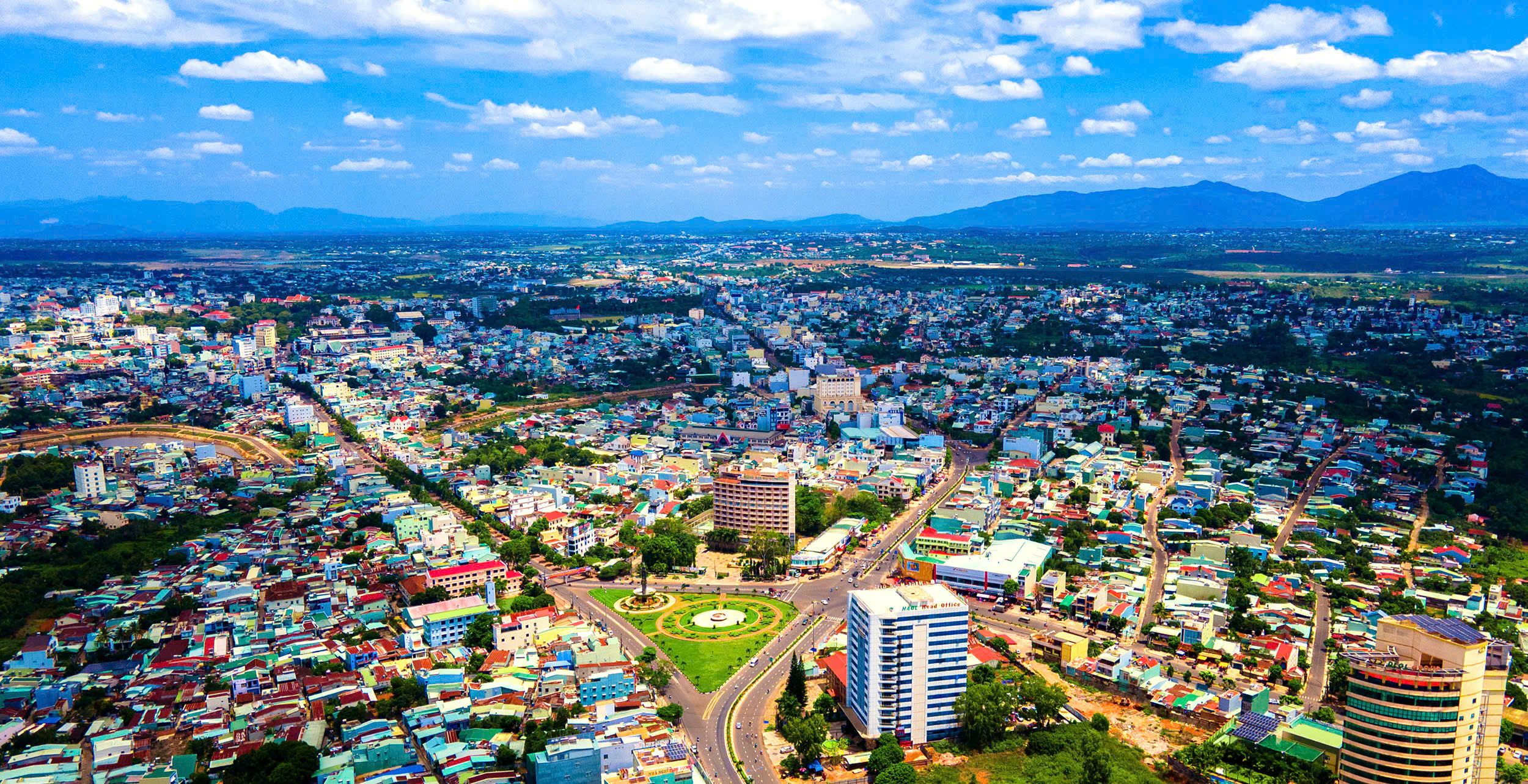 Gia Lai đưa khu vực ph&iacute;a T&acirc;y th&agrave;nh cực tăng trưởng mới- Ảnh 2.