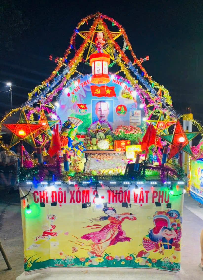 Các xã vùng ven Hà Nội lung linh trong đêm hội Trung thu- Ảnh 1. Các xã vùng ven Hà Nội lung linh trong đêm hội Trung thu- Ảnh 1.