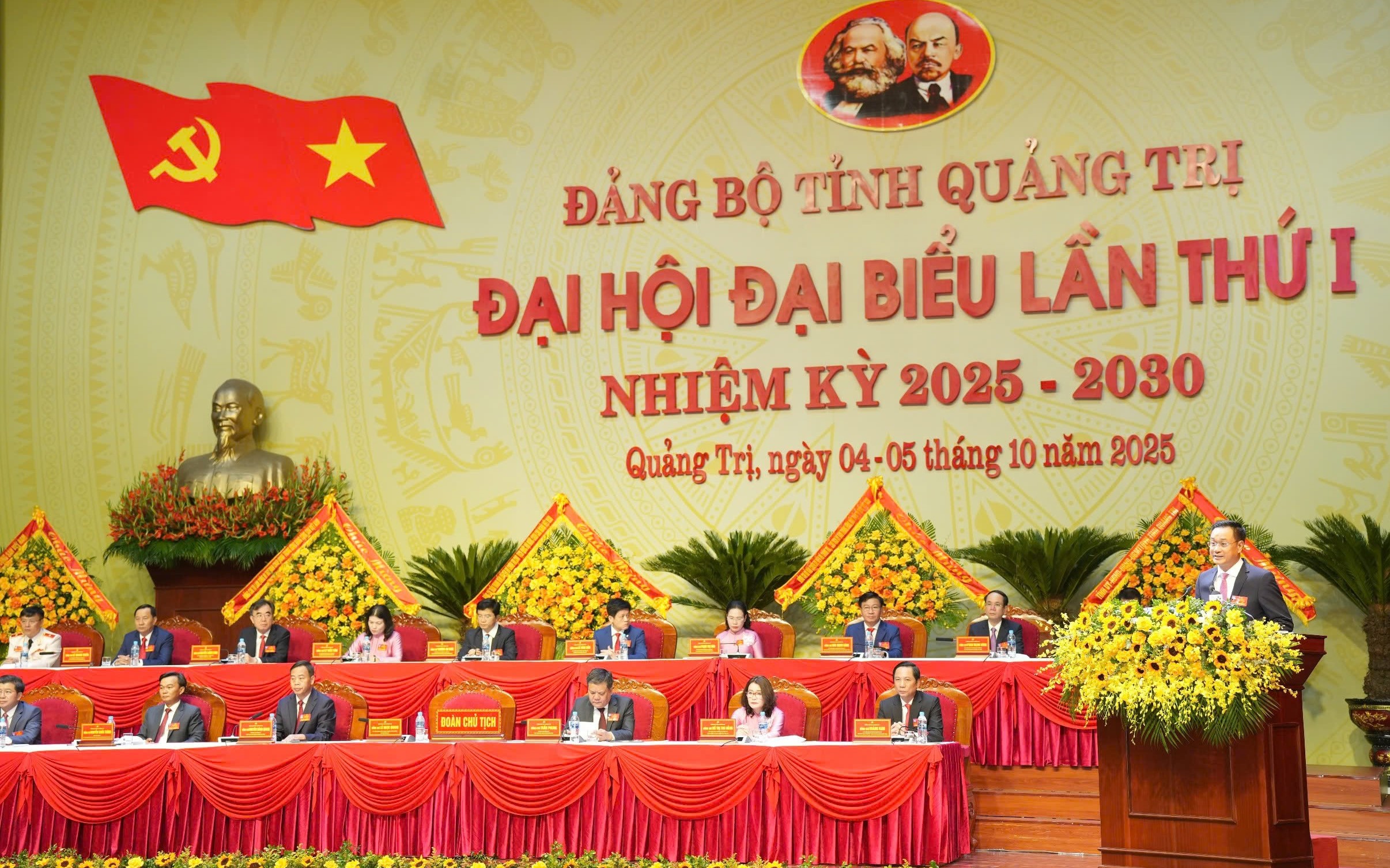 Đại hội Đảng bộ tỉnh Quảng Trị lần thứ I: X&acirc;y dựng tỉnh th&agrave;nh cực tăng trưởng mới- Ảnh 4.
