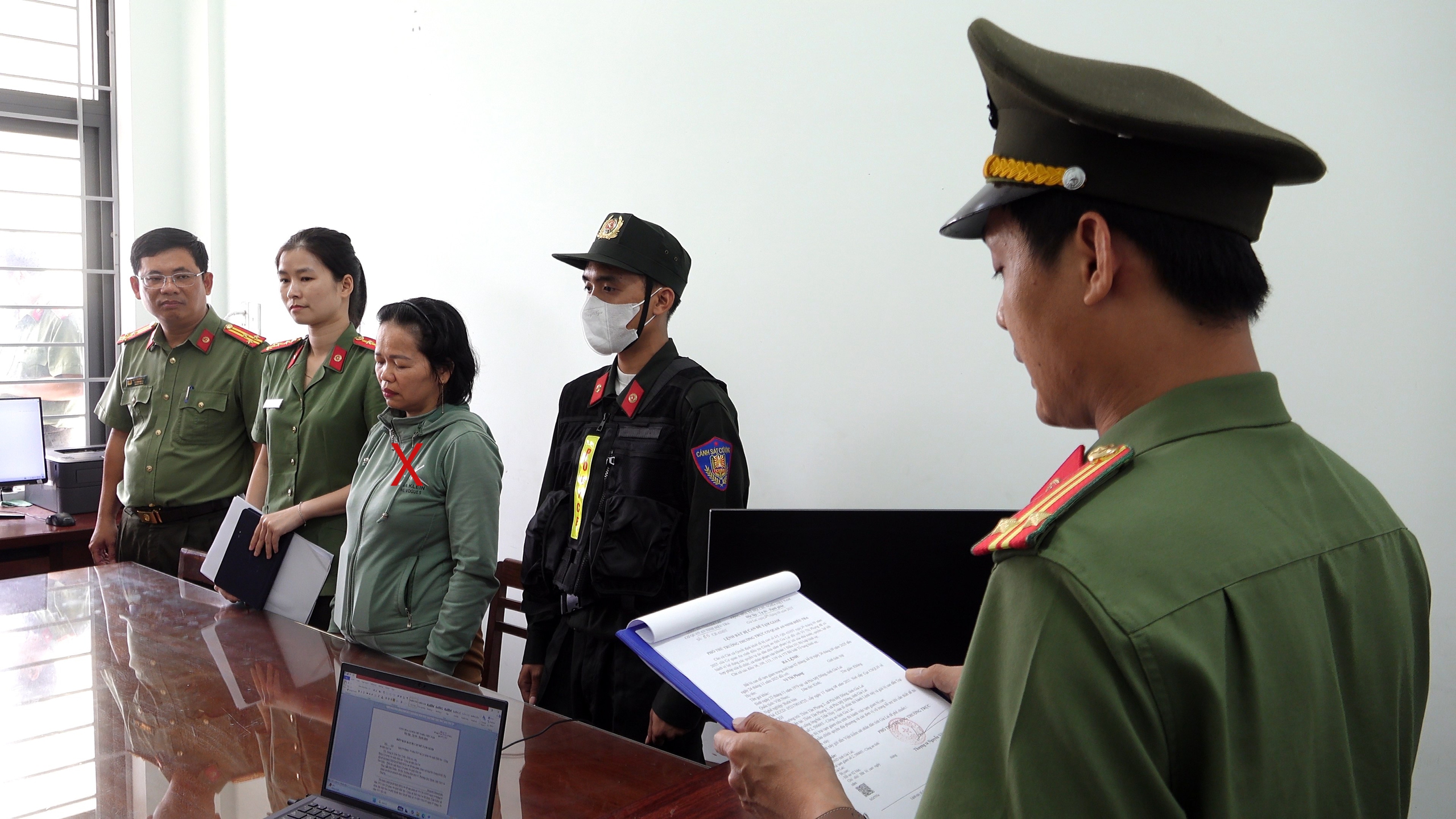 Gia Lai bắt tạm giam đối tượng đăng tải thông tin sai sự thật về dự án KCN Phù Mỹ- Ảnh 1. Gia Lai bắt tạm giam đối tượng đăng tải thông tin sai sự thật về dự án KCN Phù Mỹ- Ảnh 1.