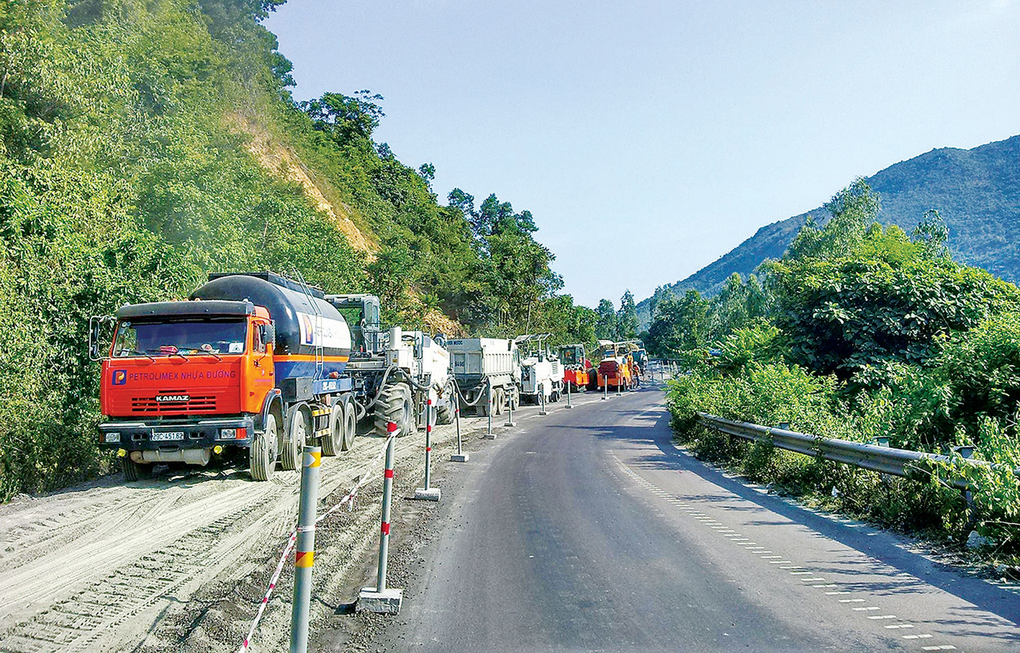 Nhựa đường Petrolimex: Ti&ecirc;n phong c&ocirc;ng nghệ, tạo chuẩn mực mới cho ng&agrave;nh nhựa đường Việt- Ảnh 2.