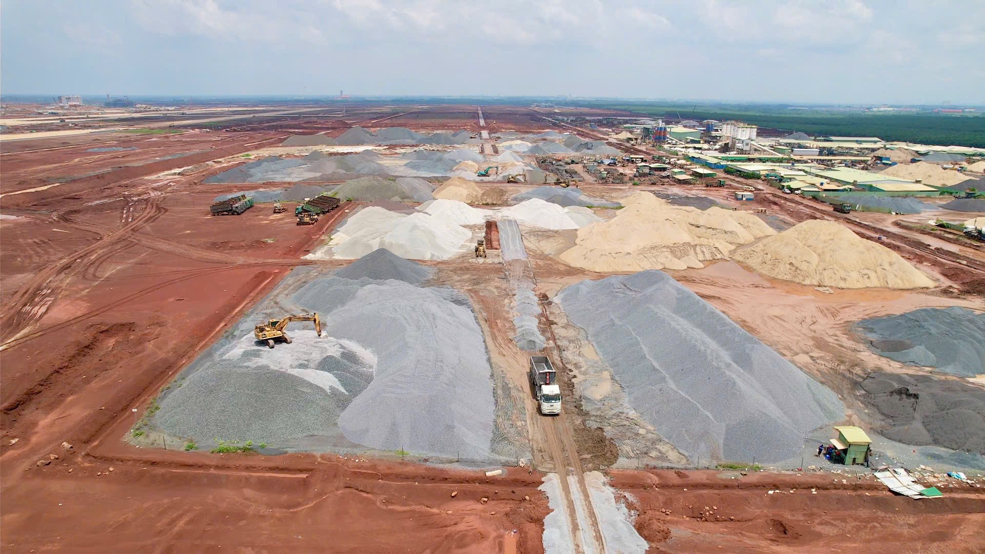 Hơn 1.000 tỷ đồng đầu tư 4 c&ocirc;ng tr&igrave;nh kho giao nhận h&agrave;ng h&oacute;a tại s&acirc;n bay Long Th&agrave;nh- Ảnh 1.