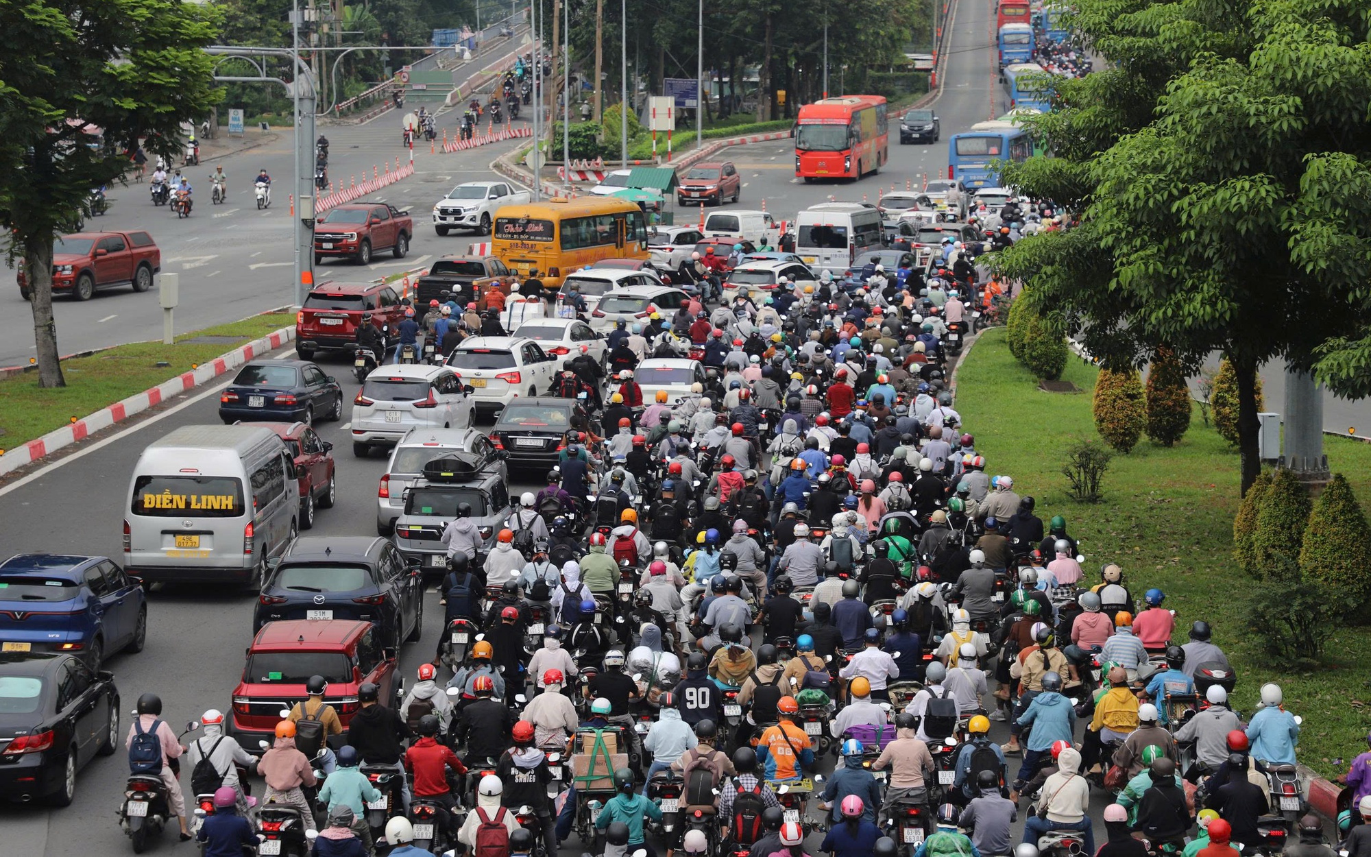 TP.HCM triển khai camera th&ocirc;ng minh kiểm so&aacute;t kh&iacute; thải, hướng tới giao th&ocirc;ng xanh
