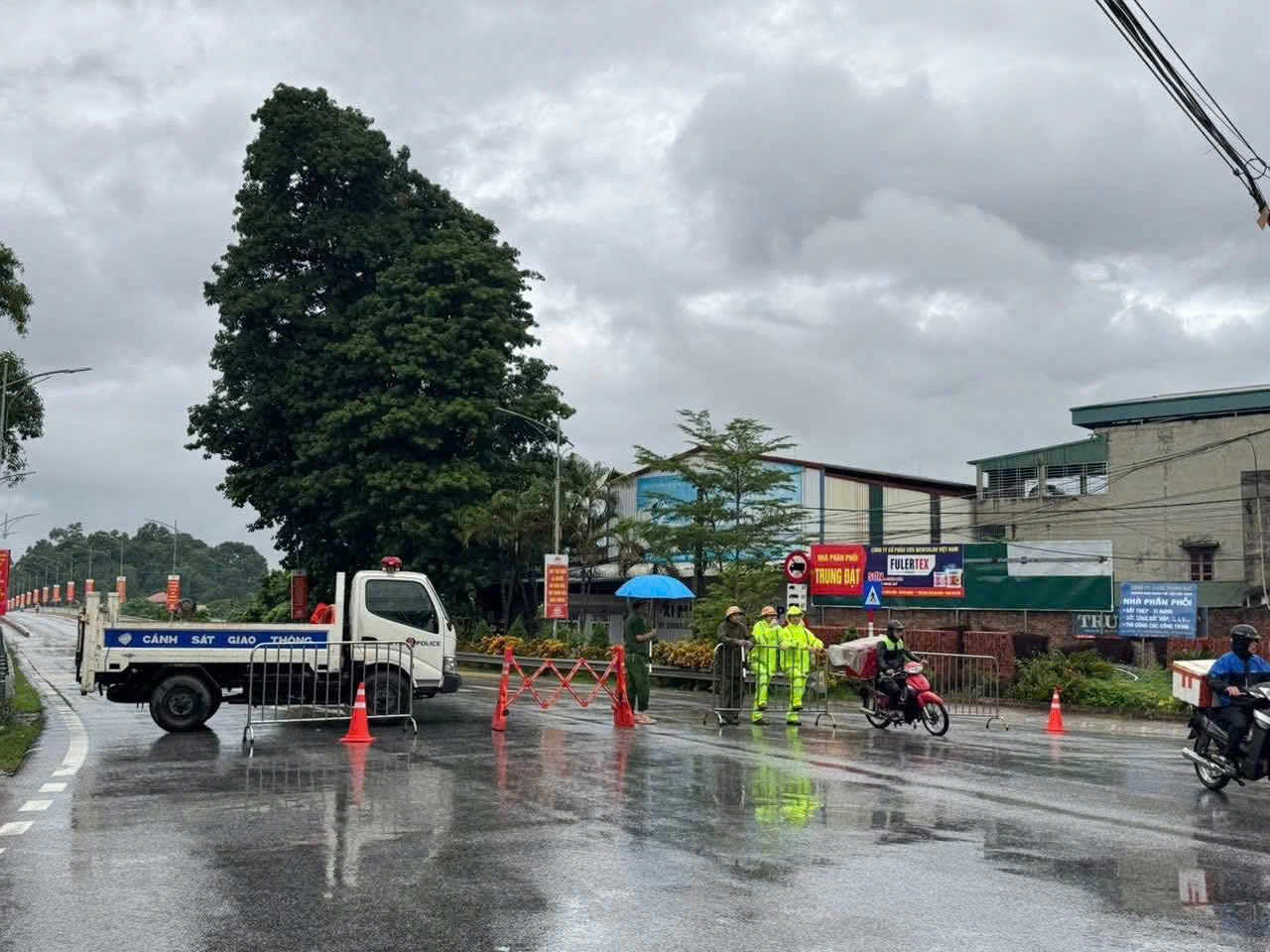 Mưa lớn g&acirc;y ngập &uacute;ng, sạt lở đất ở nhiều khu vực tại Tuy&ecirc;n Quang- Ảnh 7.