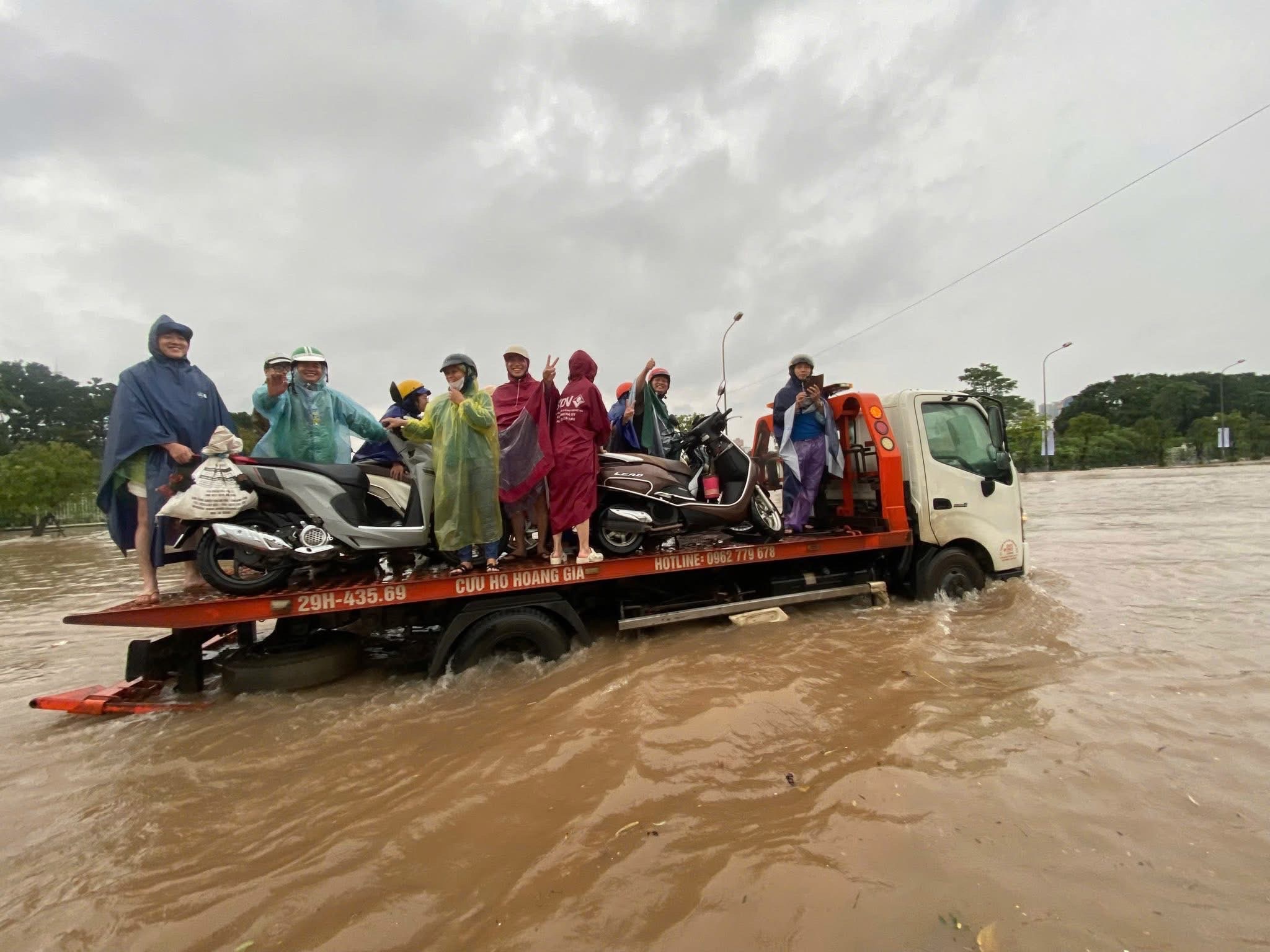Chuy&ecirc;n gia chỉ nguy&ecirc;n nh&acirc;n, hiến kế tho&aacute;t ngập ở H&agrave; Nội- Ảnh 3.