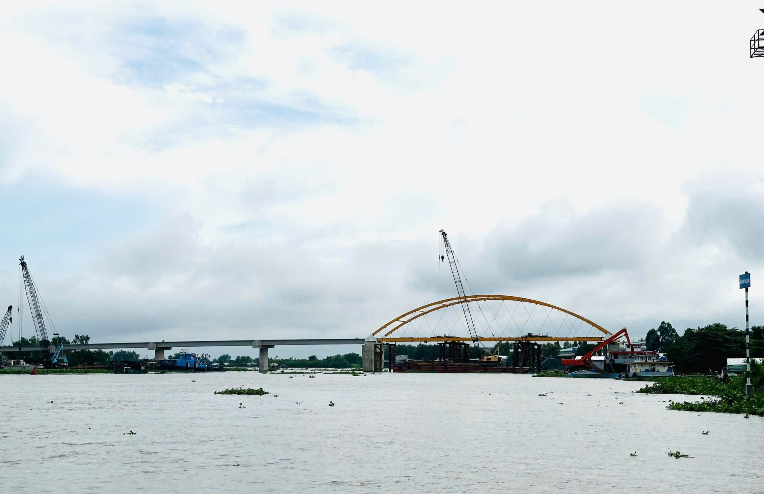 Đẩy nhanh tiến độ giải ph&oacute;ng mặt bằng đường Hồ Ch&iacute; Minh qua An Giang- Ảnh 1.