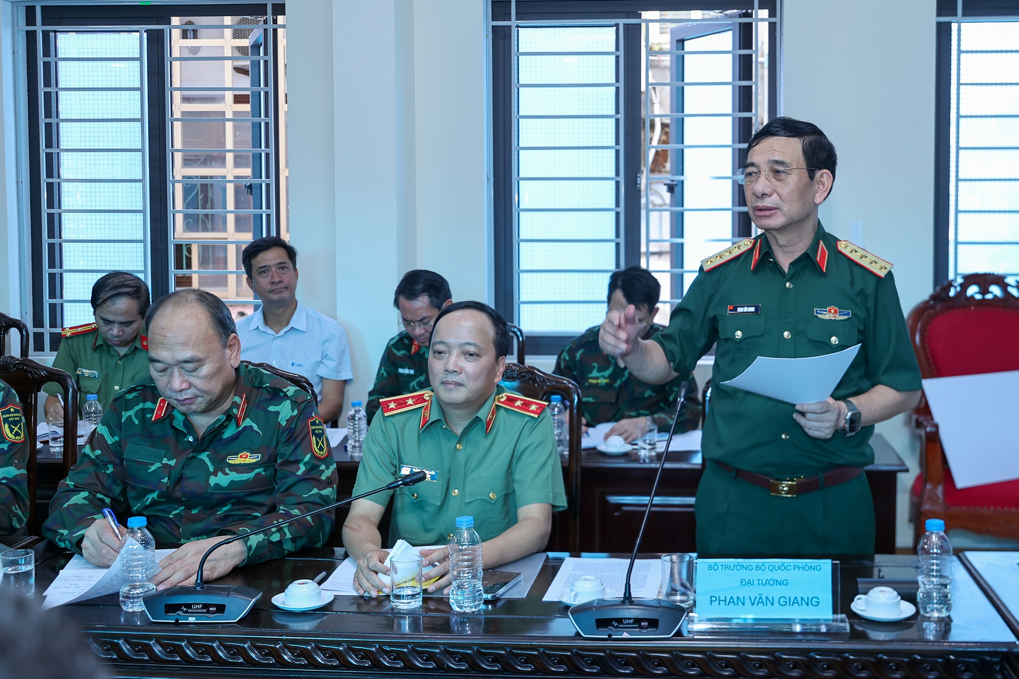 Thủ tướng chỉ đạo 9 nhiệm vụ cấp b&aacute;ch tại Th&aacute;i Nguy&ecirc;n, x&acirc;y dựng đường, đ&ecirc; hai b&ecirc;n s&ocirc;ng Cầu- Ảnh 2.