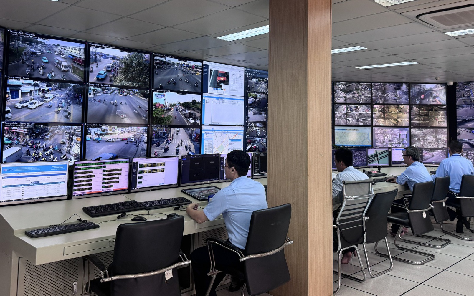 TP.HCM: 'Mắt thần' camera AI bắt lỗi giao th&ocirc;ng như thế n&agrave;o?