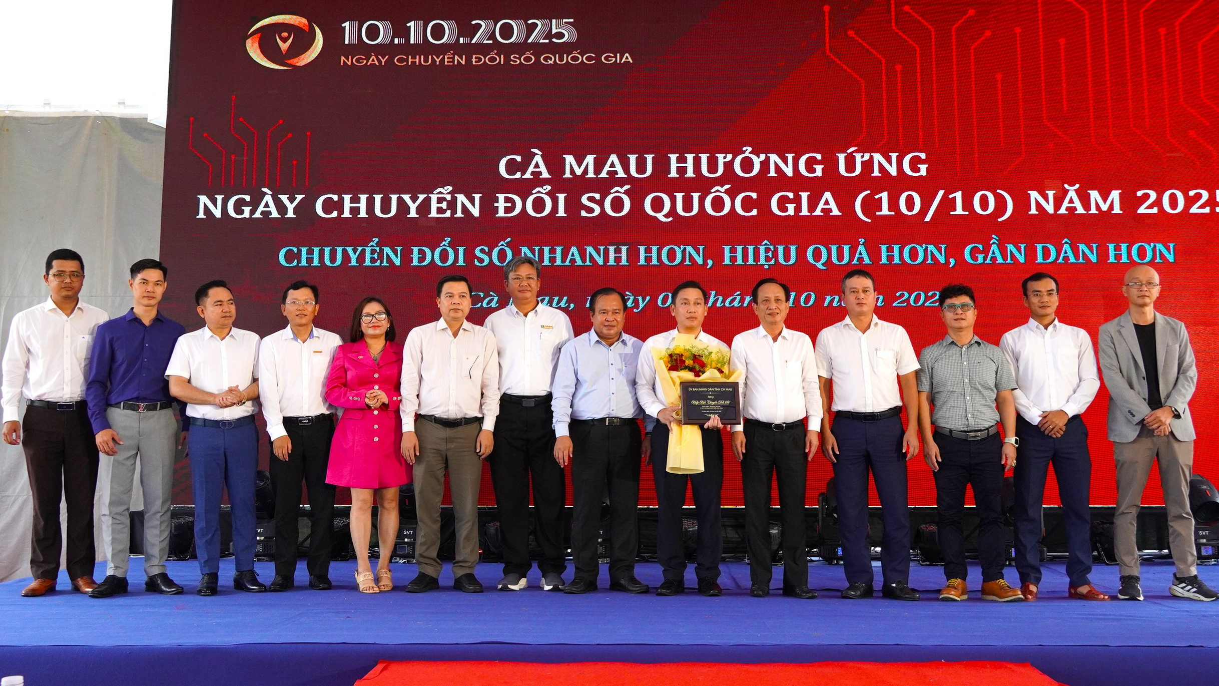 Chuyển đổi số - động lực ph&aacute;t triển của tỉnh C&agrave; Mau- Ảnh 2.