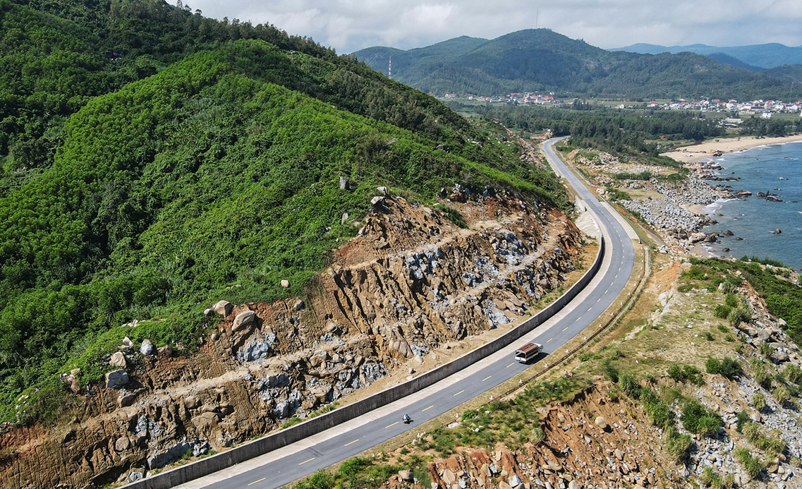 H&agrave; Tĩnh h&igrave;nh th&agrave;nh trục ph&aacute;t triển li&ecirc;n v&ugrave;ng nhờ đường ven biển- Ảnh 1.