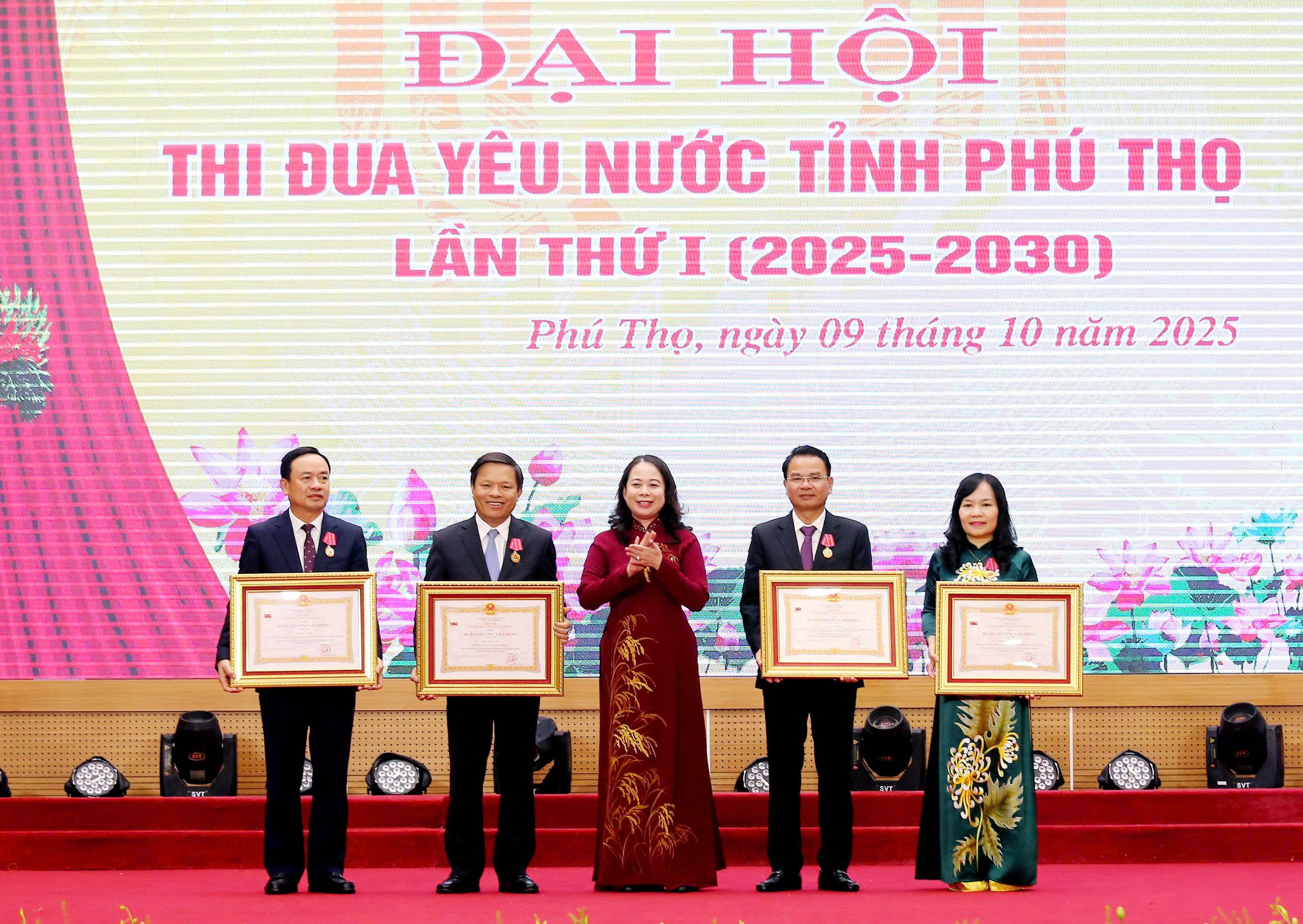 Ph&oacute; Chủ tịch nước V&otilde; Thị &Aacute;nh Xu&acirc;n: Kỳ vọng Ph&uacute; Thọ sẽ l&agrave; th&agrave;nh phố trực thuộc Trung ương- Ảnh 3.