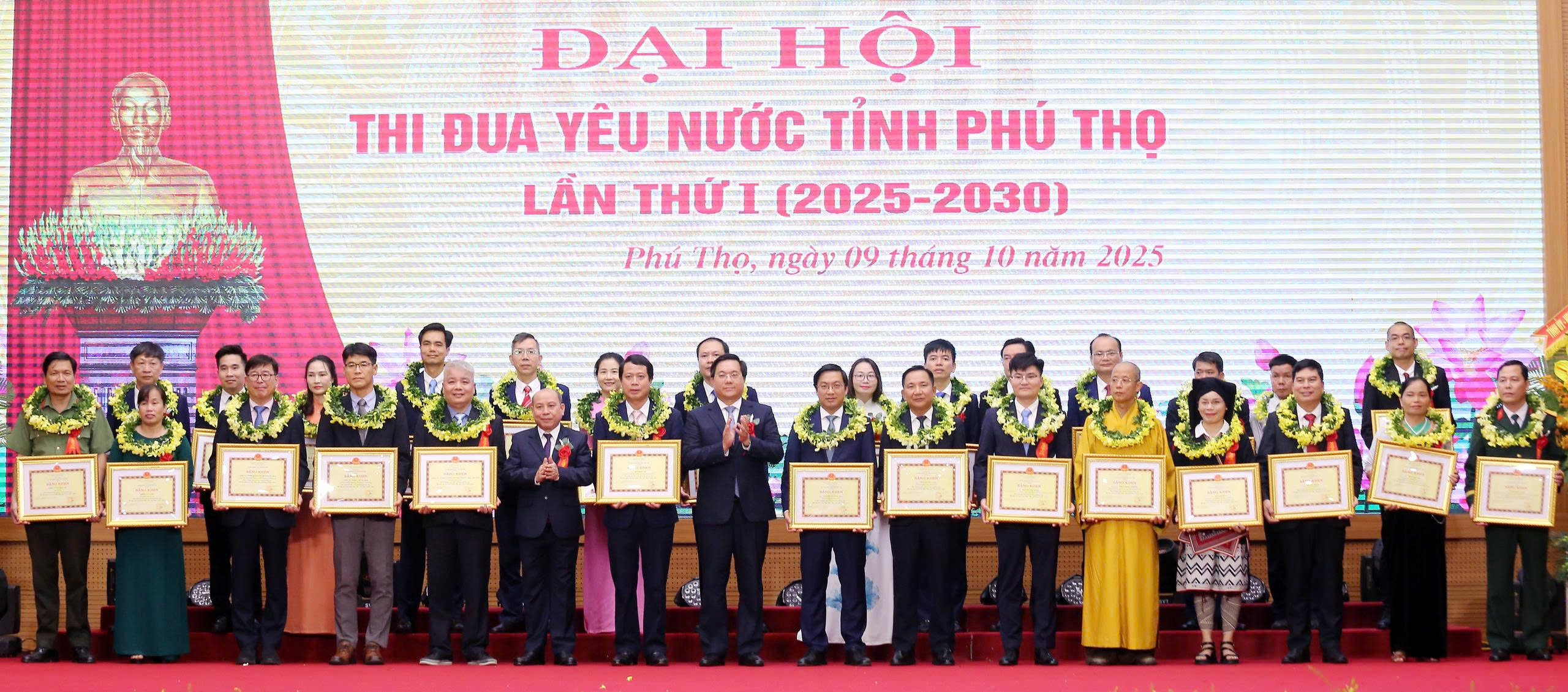 Ph&oacute; Chủ tịch nước V&otilde; Thị &Aacute;nh Xu&acirc;n: Kỳ vọng Ph&uacute; Thọ sẽ l&agrave; th&agrave;nh phố trực thuộc Trung ương- Ảnh 4.