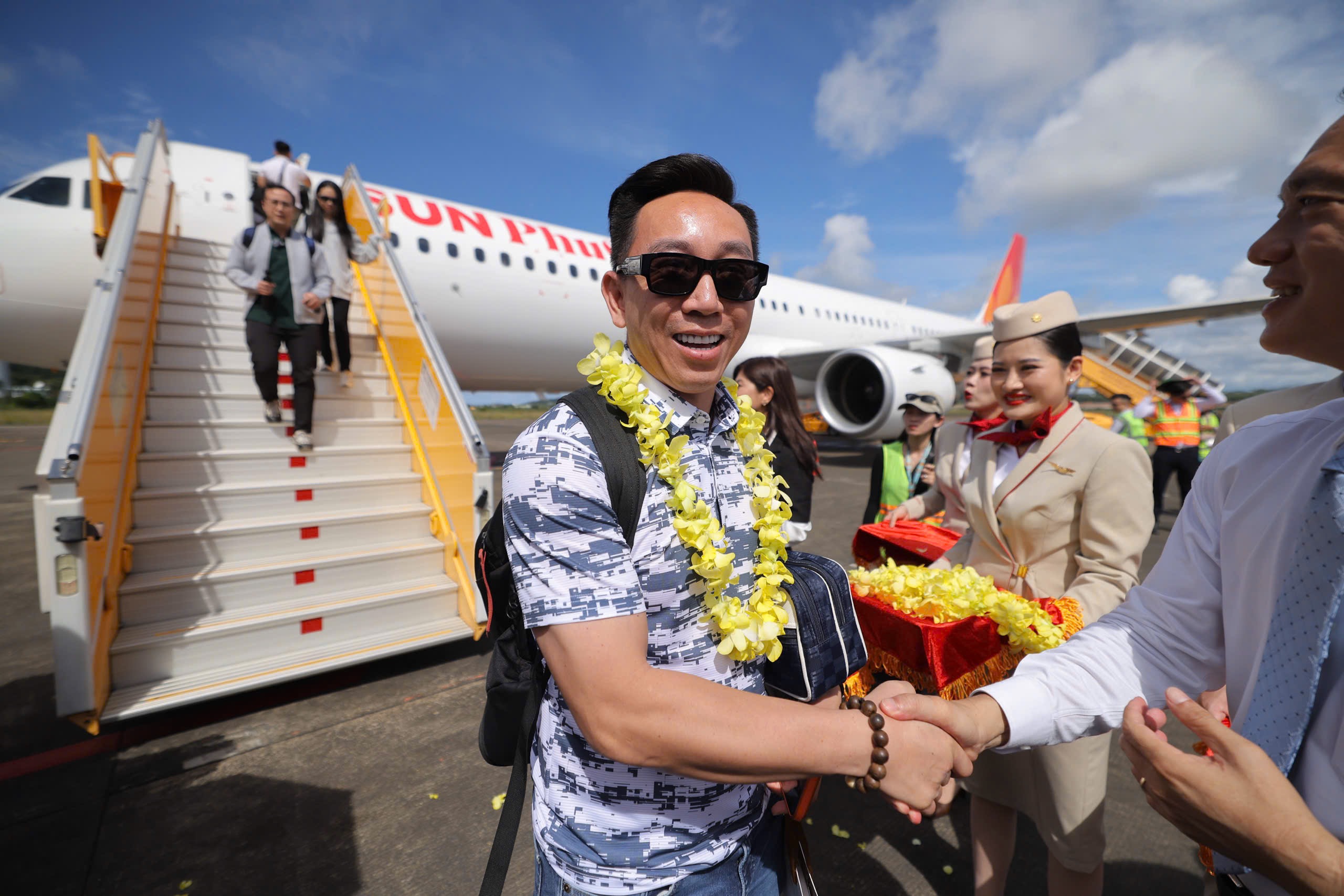 Chuyến bay đầu ti&ecirc;n của Sun PhuQuoc Airways ch&iacute;nh thức cất c&aacute;nh- Ảnh 14.