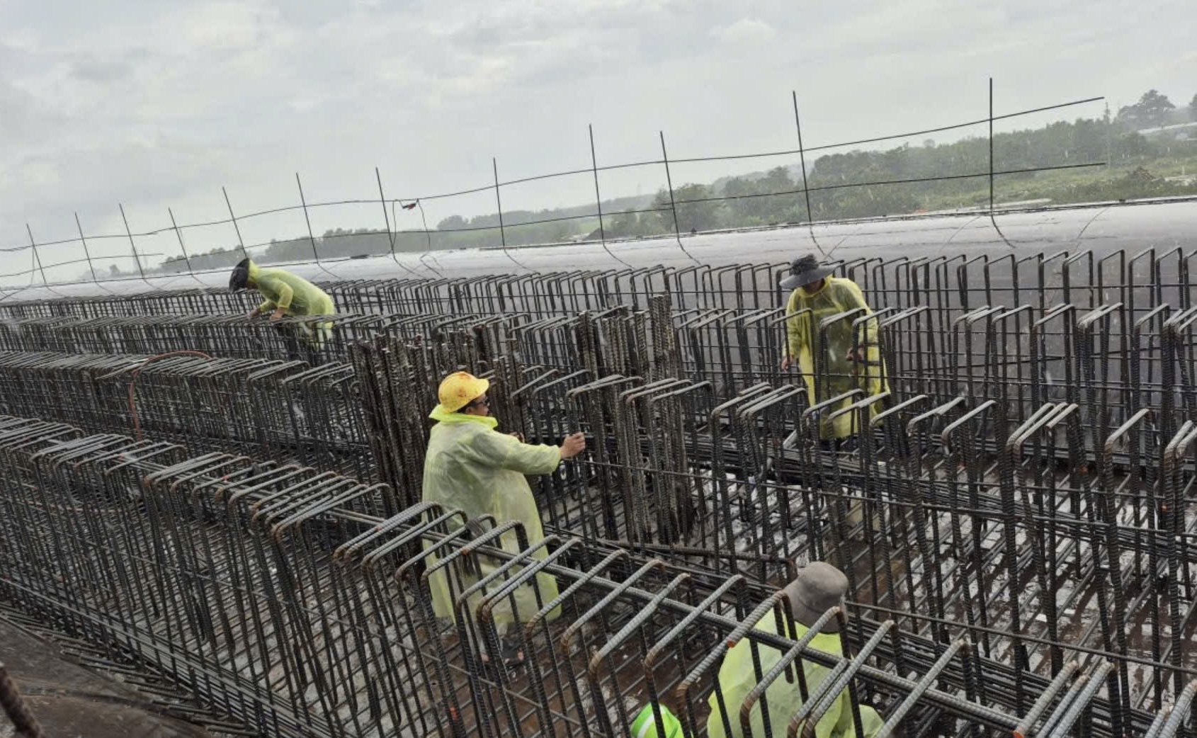 Bộ trưởng Trần Hồng Minh: Dốc to&agrave;n lực "trận đua cuối" th&ocirc;ng xe kỹ thuật cao tốc v&agrave;o 19/12- Ảnh 10.
