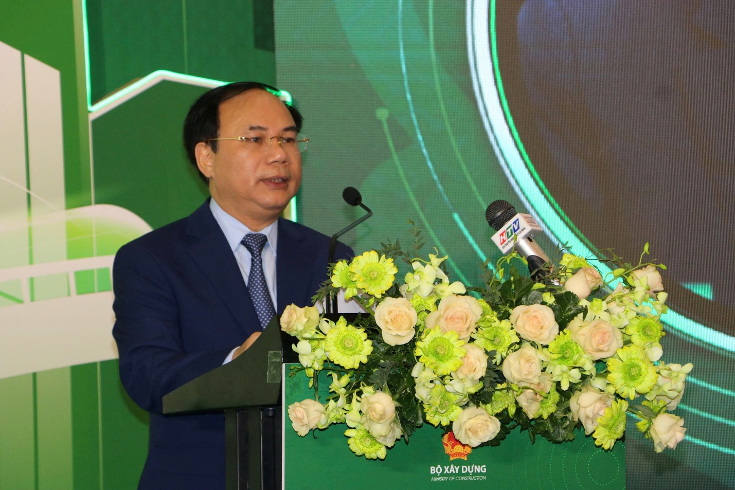 Vietnam Green Building and Transport Week 2025 opens, driving national green transition- Ảnh 1.