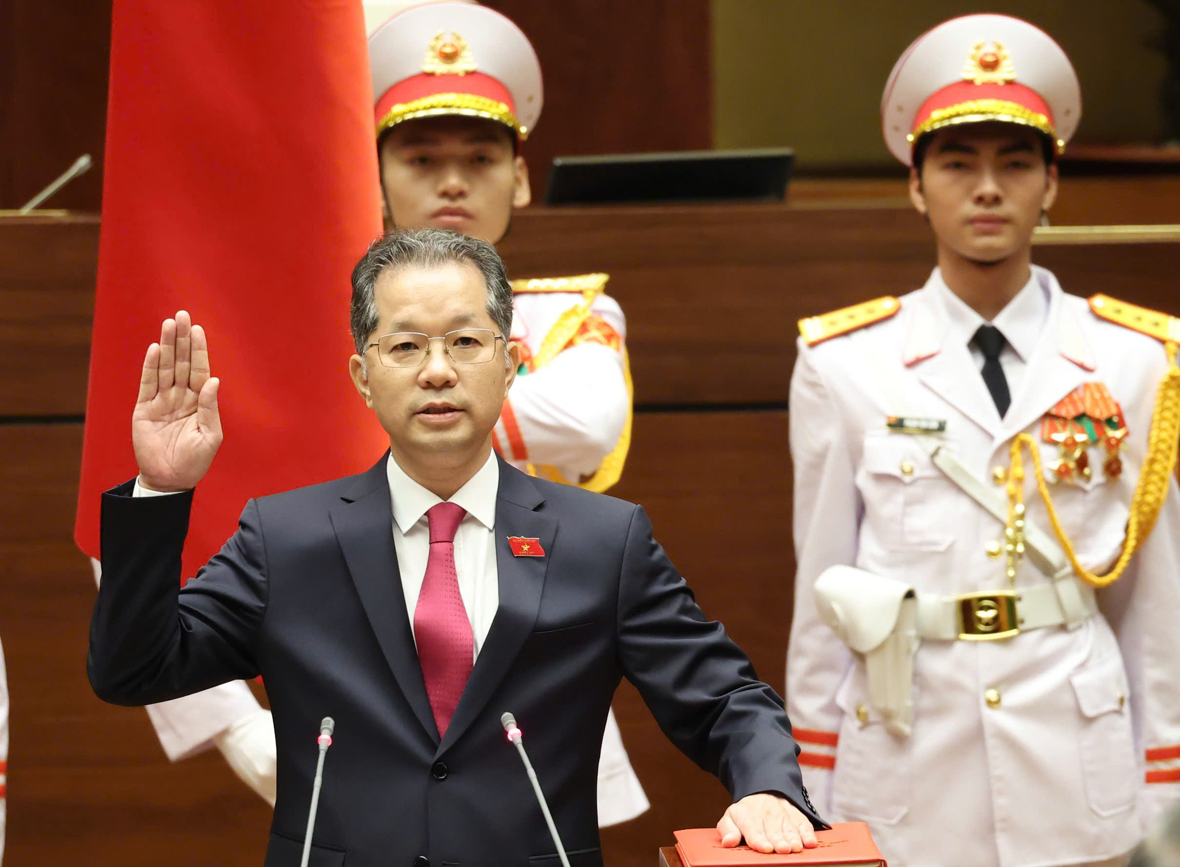 &Ocirc;ng Nguyễn Văn Quảng giữ chức Ch&aacute;nh &aacute;n T&ograve;a &aacute;n nh&acirc;n d&acirc;n Tối cao- Ảnh 3.