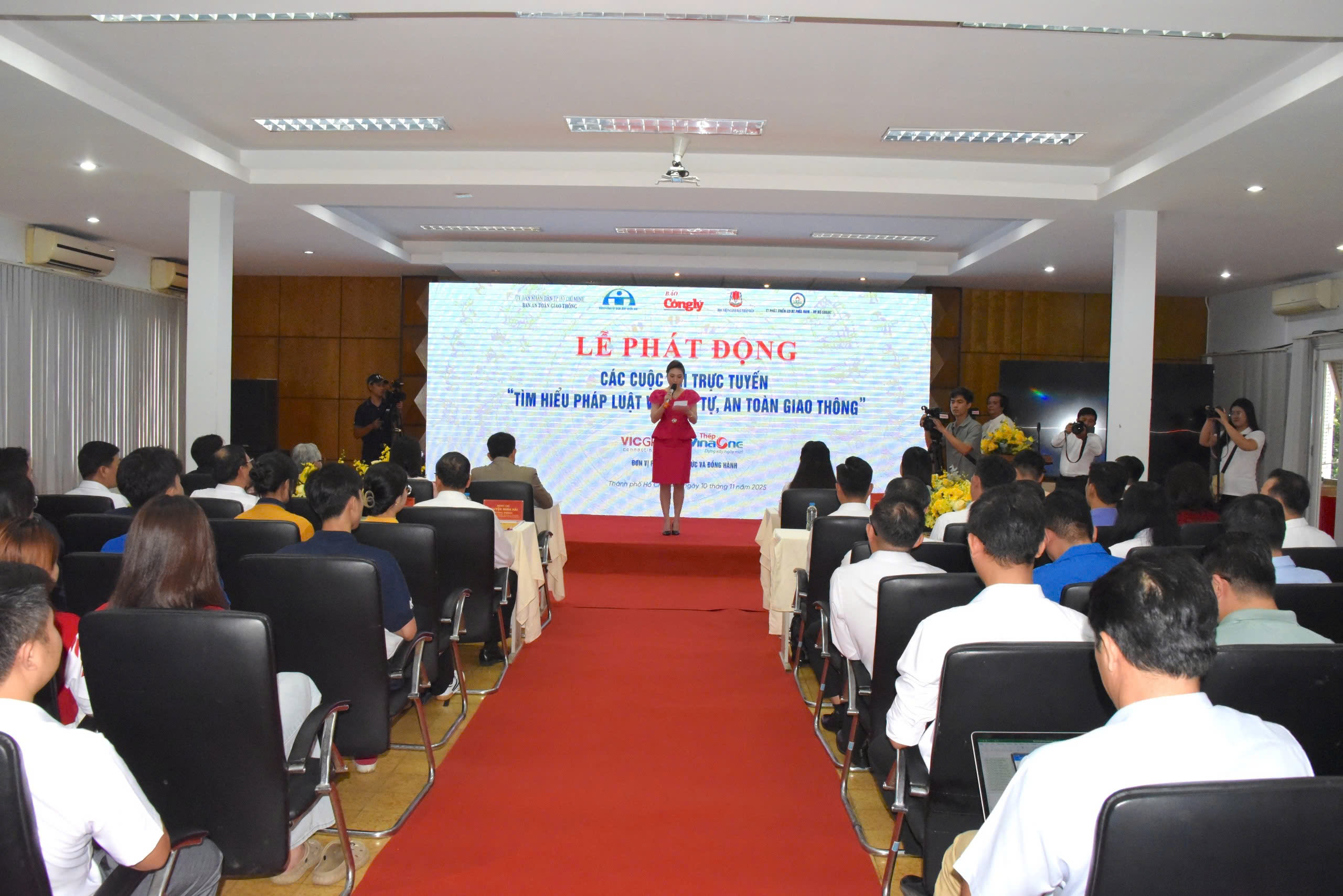 TP.HCM ph&aacute;t động cuộc thi trực tuyến &ldquo;T&igrave;m hiểu ph&aacute;p luật về an to&agrave;n giao th&ocirc;ng&rdquo;- Ảnh 1.