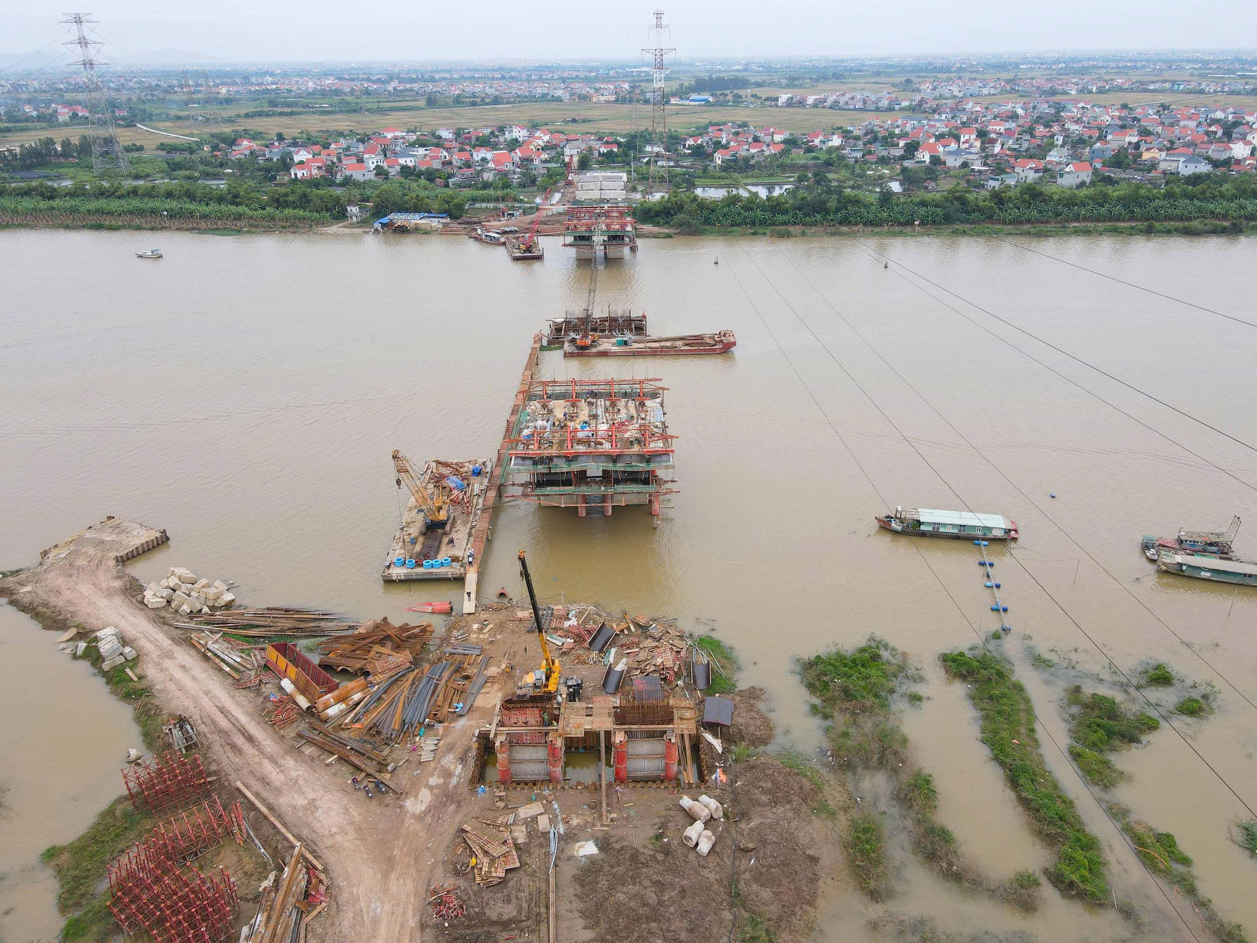 Sau chỉ đạo của Chủ tịch tỉnh Bắc Ninh, cầu gần 2.200 tỷ đồng thi c&ocirc;ng ra sao?- Ảnh 8.