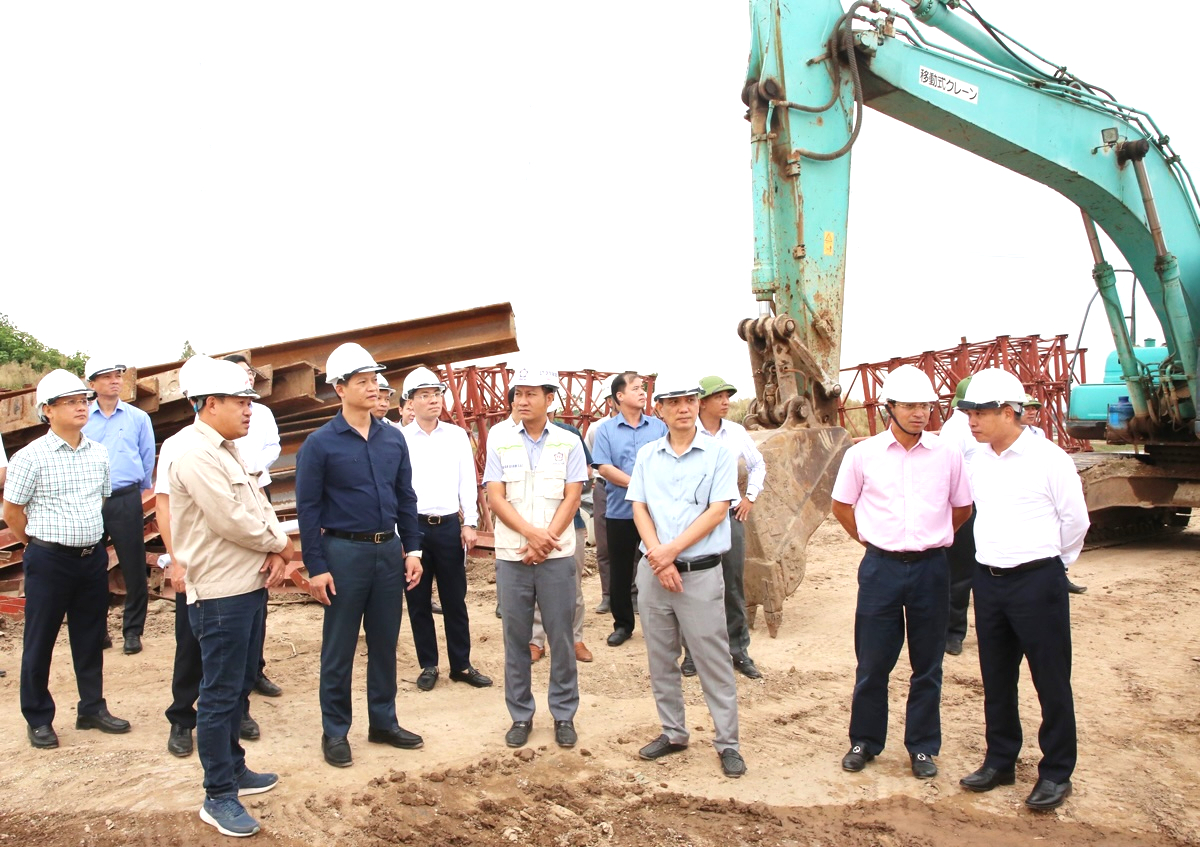 Sau chỉ đạo của Chủ tịch tỉnh Bắc Ninh, cầu gần 2.200 tỷ đồng thi c&ocirc;ng ra sao?- Ảnh 20.