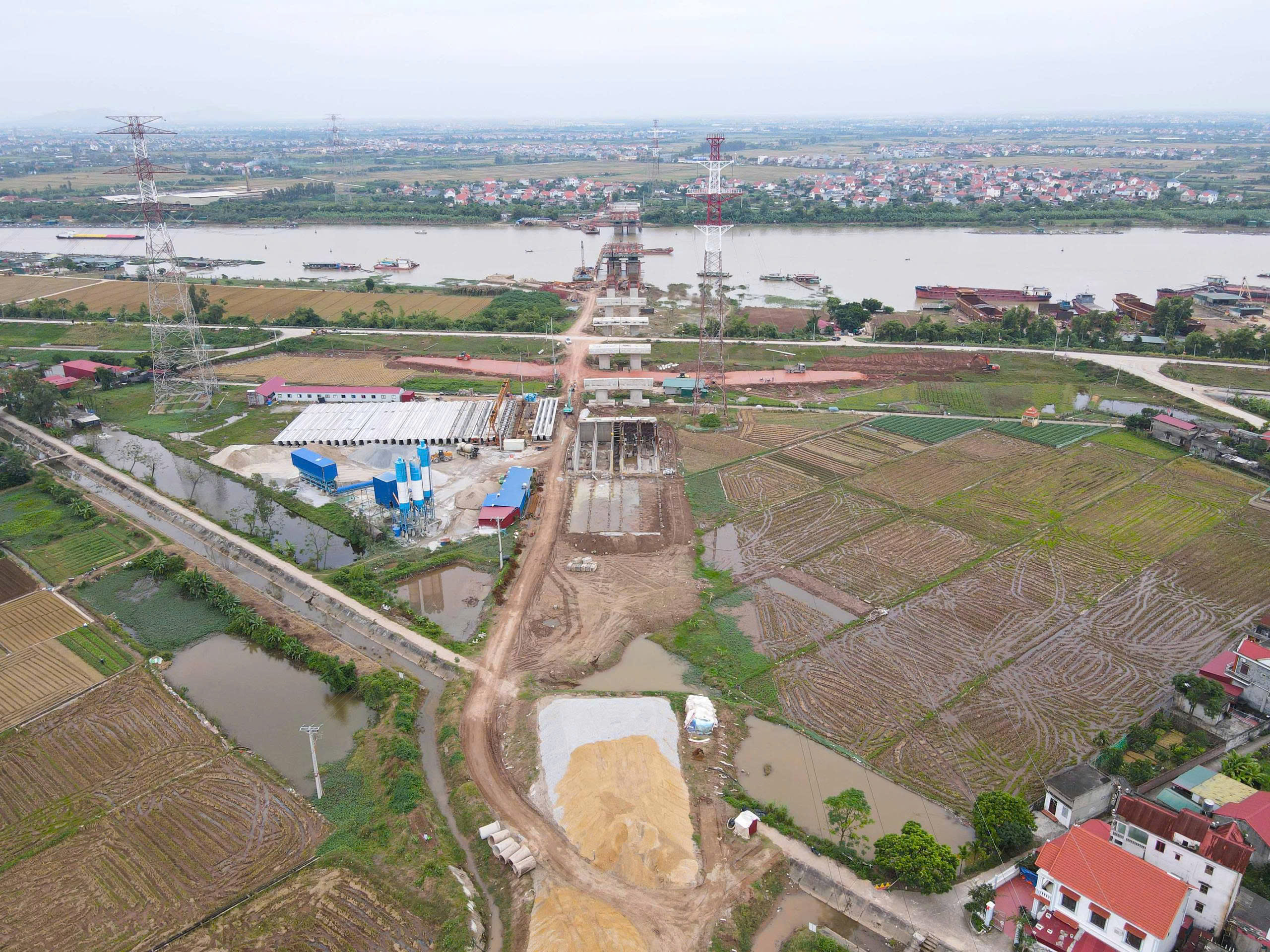 Sau chỉ đạo của Chủ tịch tỉnh Bắc Ninh, cầu gần 2.200 tỷ đồng thi c&ocirc;ng ra sao?- Ảnh 17.