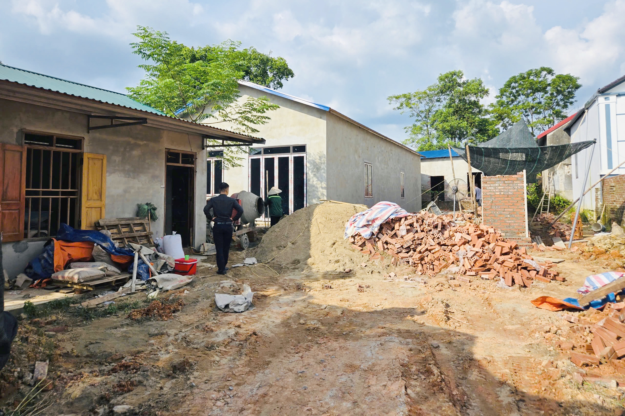 Ngăn triệt để dựng l&aacute;n, trồng c&acirc;y trục lợi bồi thường- Ảnh 2.