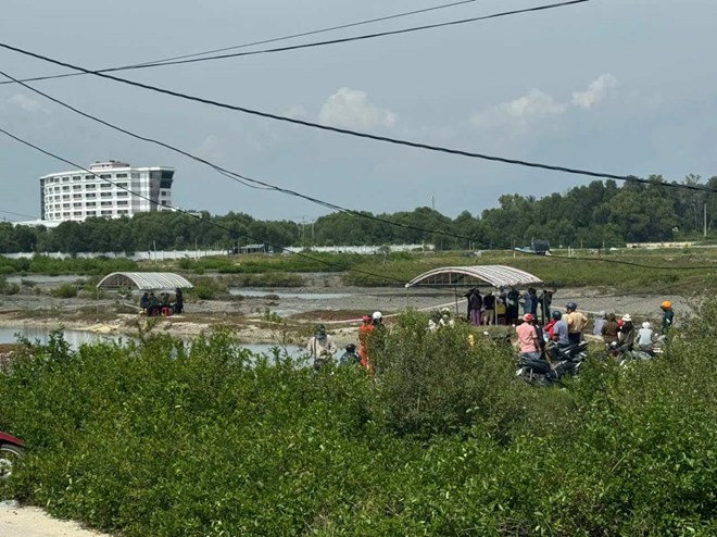 Khánh Hòa: Hai chị em tử vong tại đìa nuôi tôm- Ảnh 1. Khánh Hòa: Hai chị em tử vong tại đìa nuôi tôm- Ảnh 1.