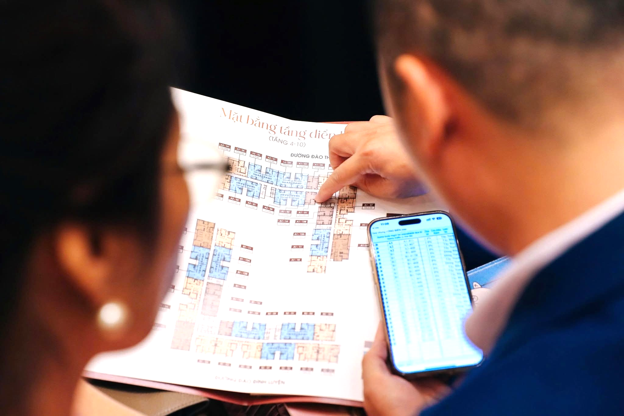 Booking ảo: Nguy cơ g&acirc;y sốt ảo, đẩy gi&aacute; thị trường bất động sản- Ảnh 1.