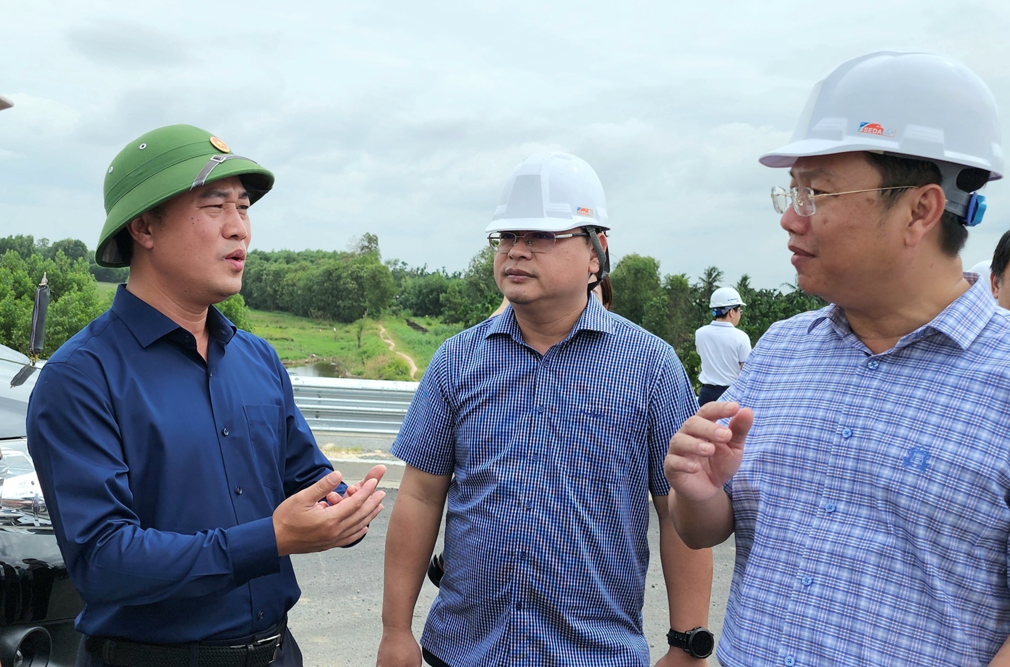 Thứ trưởng Nguyễn Việt H&ugrave;ng: Nỗ lực đưa cao tốc Quảng Ng&atilde;i - Ho&agrave;i Nhơn về đ&iacute;ch đ&uacute;ng hẹn- Ảnh 3.