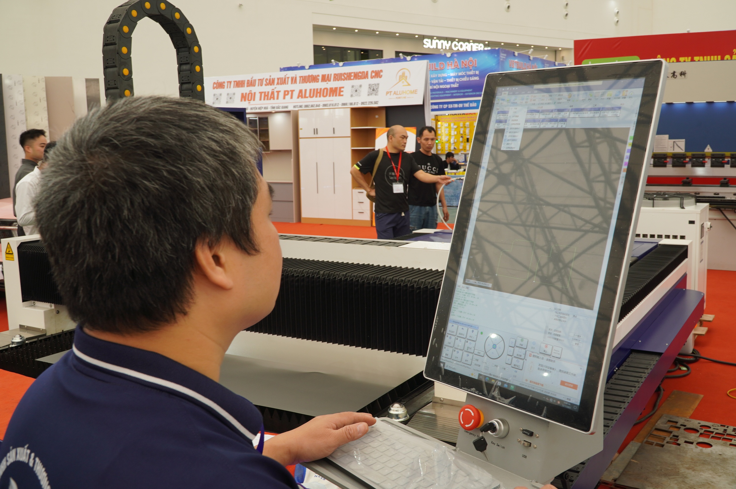 Đa dạng trải nghiệm tại triển l&atilde;m Vietbuild H&agrave; Nội 2025- Ảnh 14.