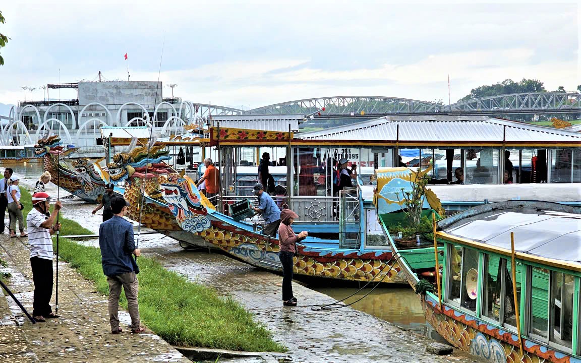 Huế &aacute;p dụng Luật Giao th&ocirc;ng đường thủy nội địa: Nhiều chuyển biến, cần khắc phục tồn tại