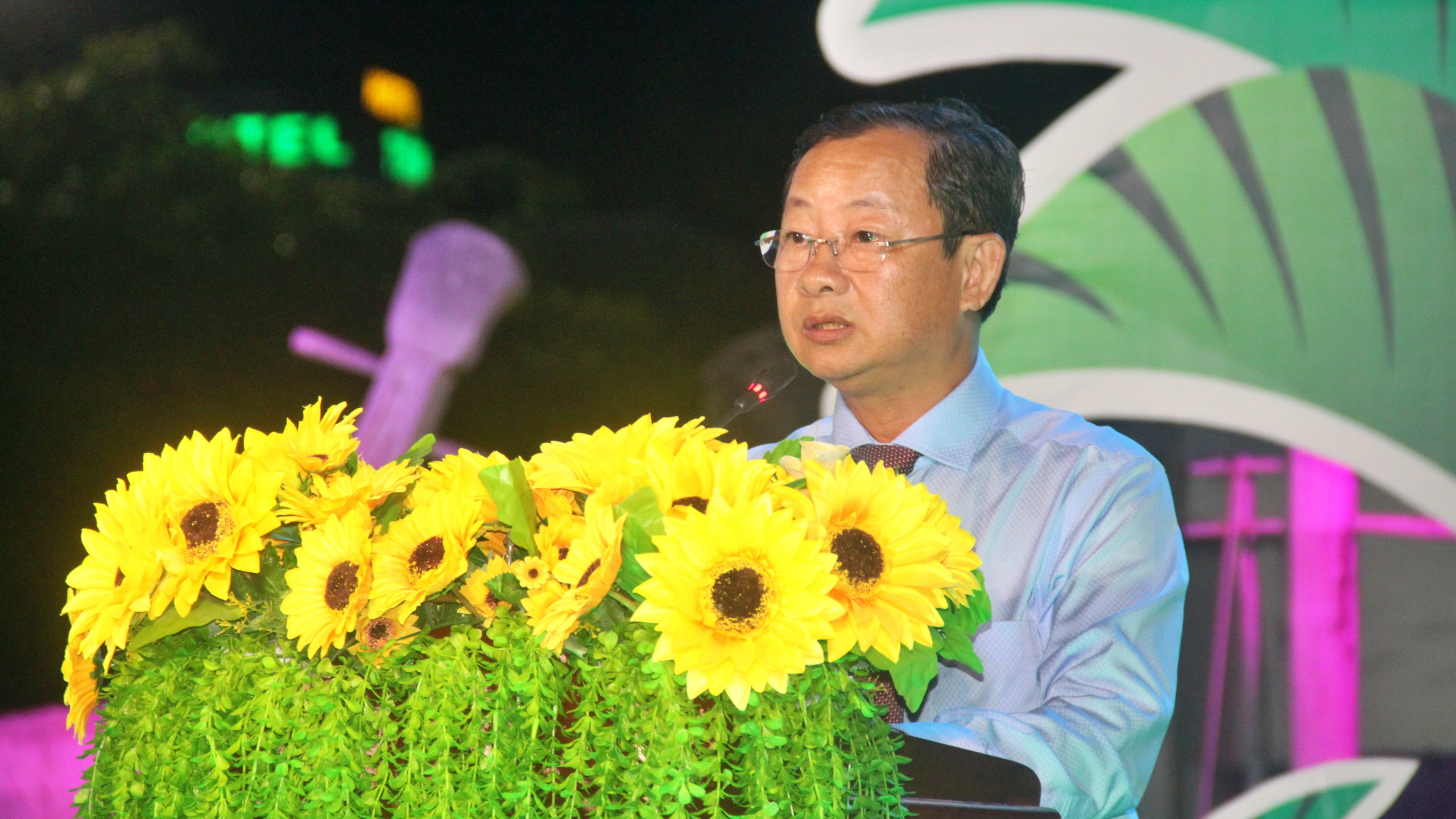 Liên hoan Đờn ca tài tử Nam Bộ: Bản sắc văn hóa độc đáo của miền sông nước- Ảnh 1. Liên hoan Đờn ca tài tử Nam Bộ: Bản sắc văn hóa độc đáo của miền sông nước- Ảnh 1.